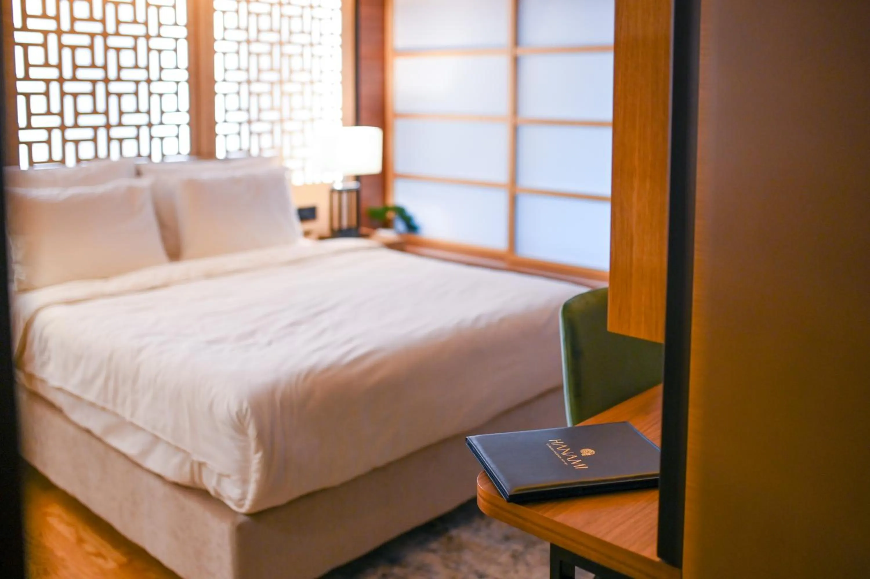 Bed in Hanami Design Hotel