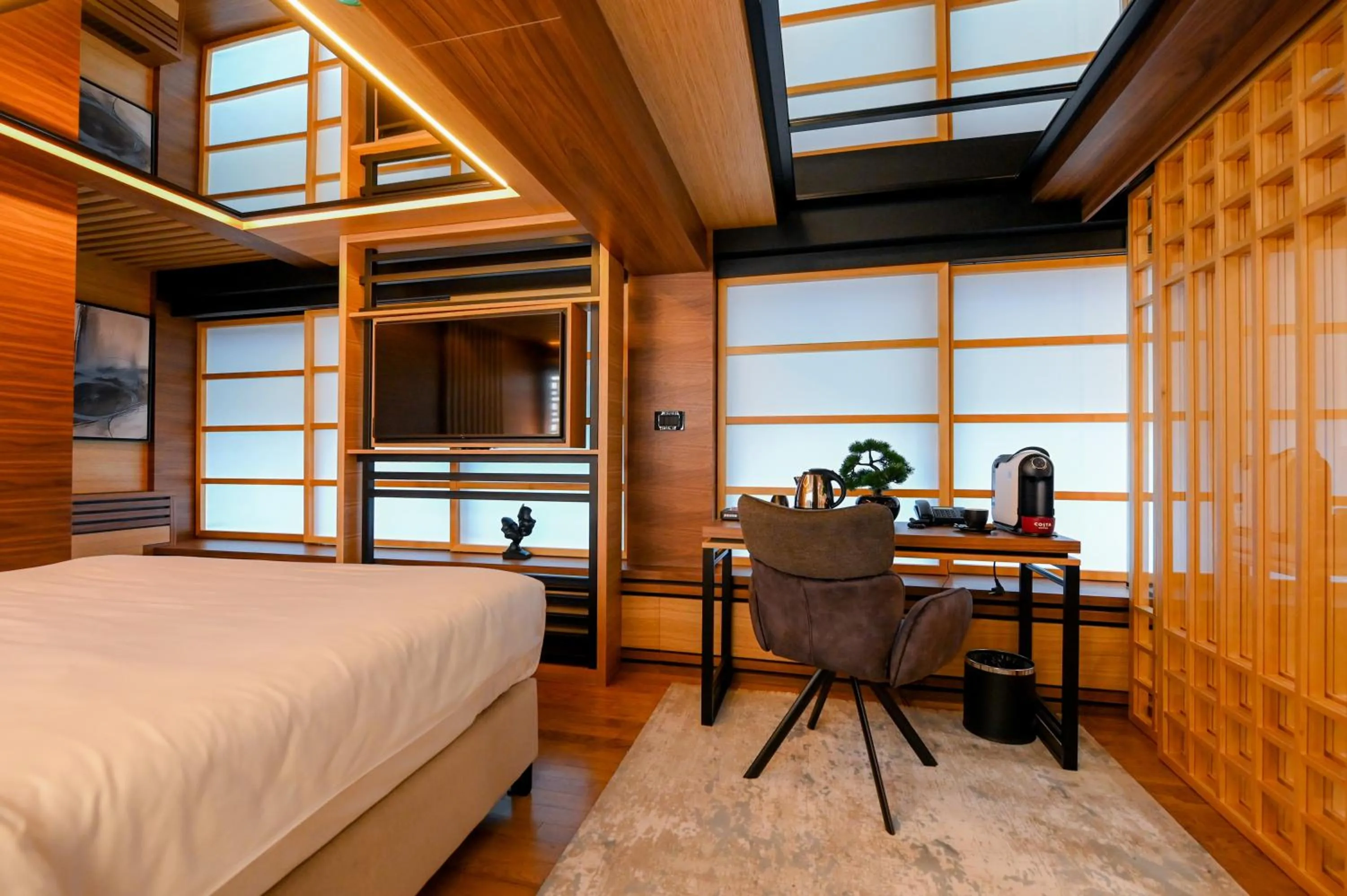 Bed in Hanami Design Hotel