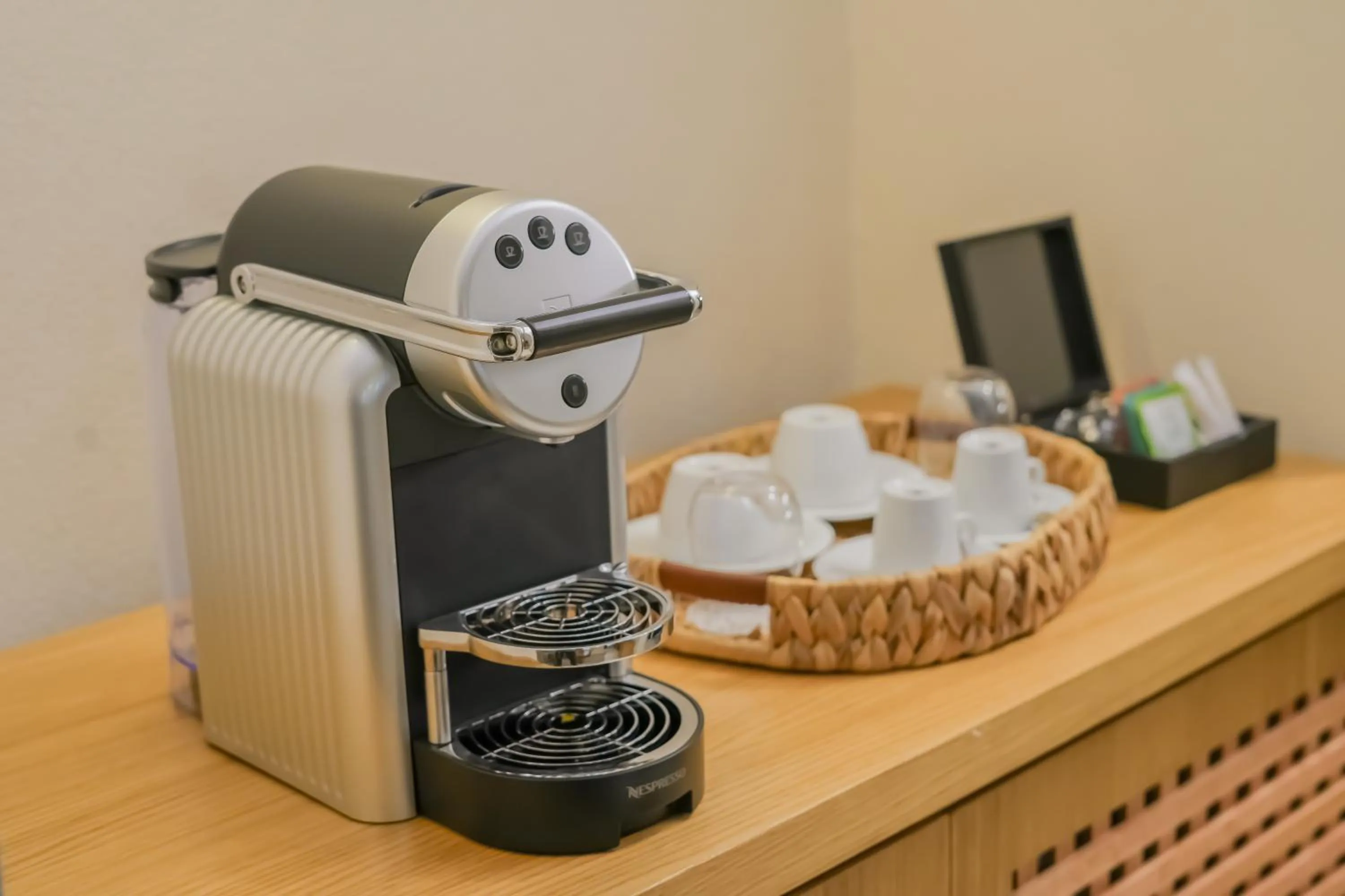 Coffee/tea facilities in Nuup Hotel