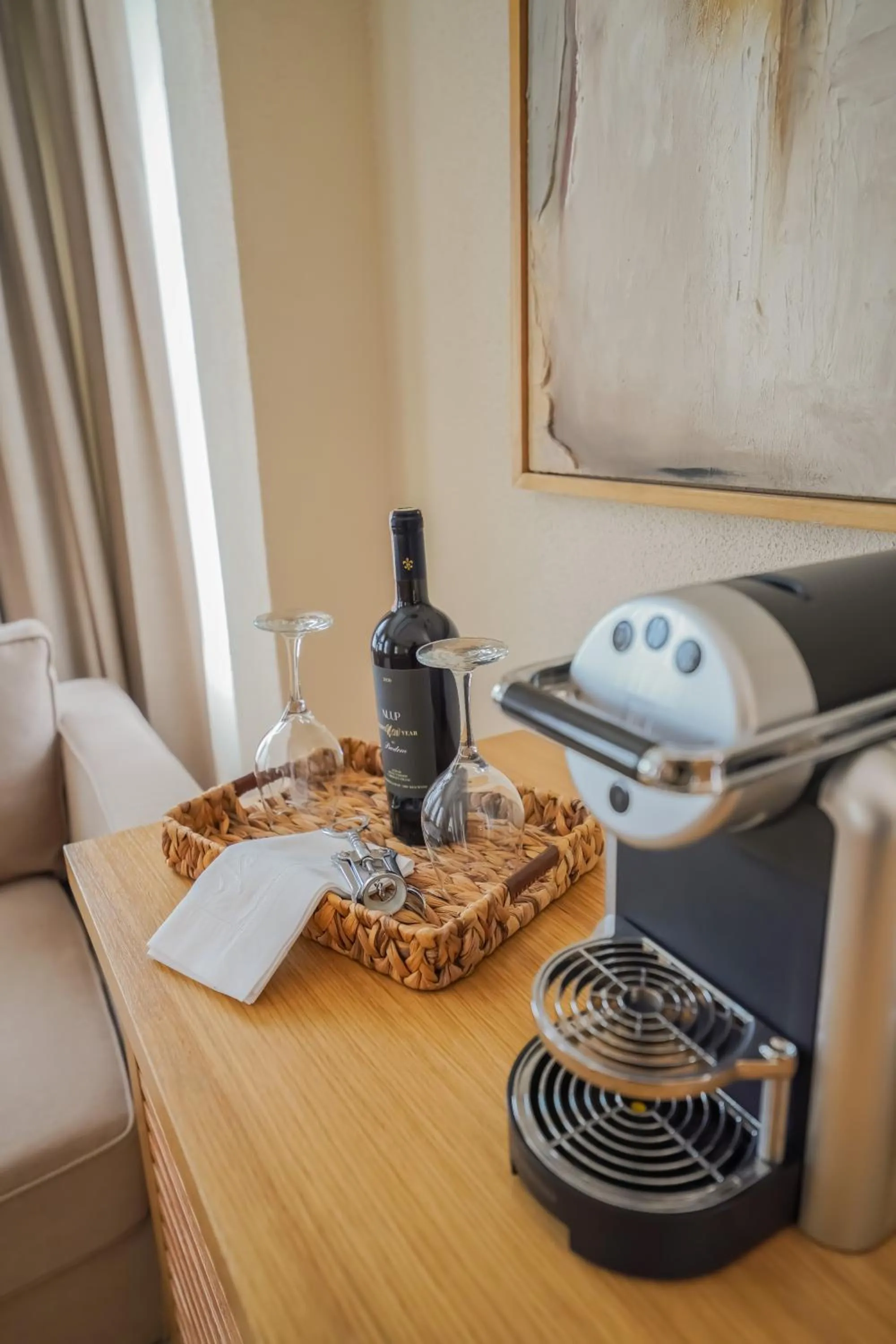 Coffee/tea facilities in Nuup Hotel