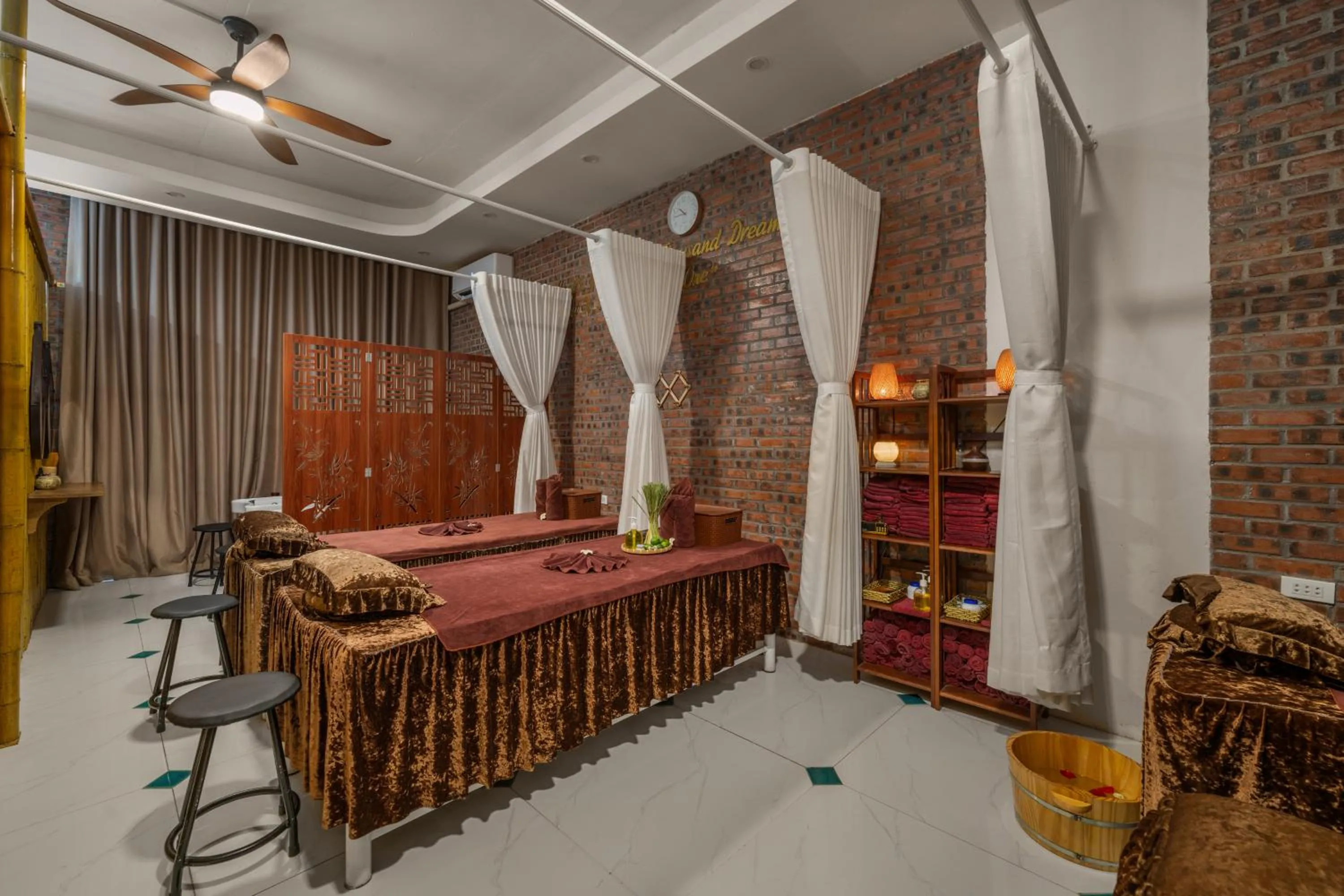 Property building, Bed in Hoi An Golden Bamboo An Bang Beach Villa & Spa