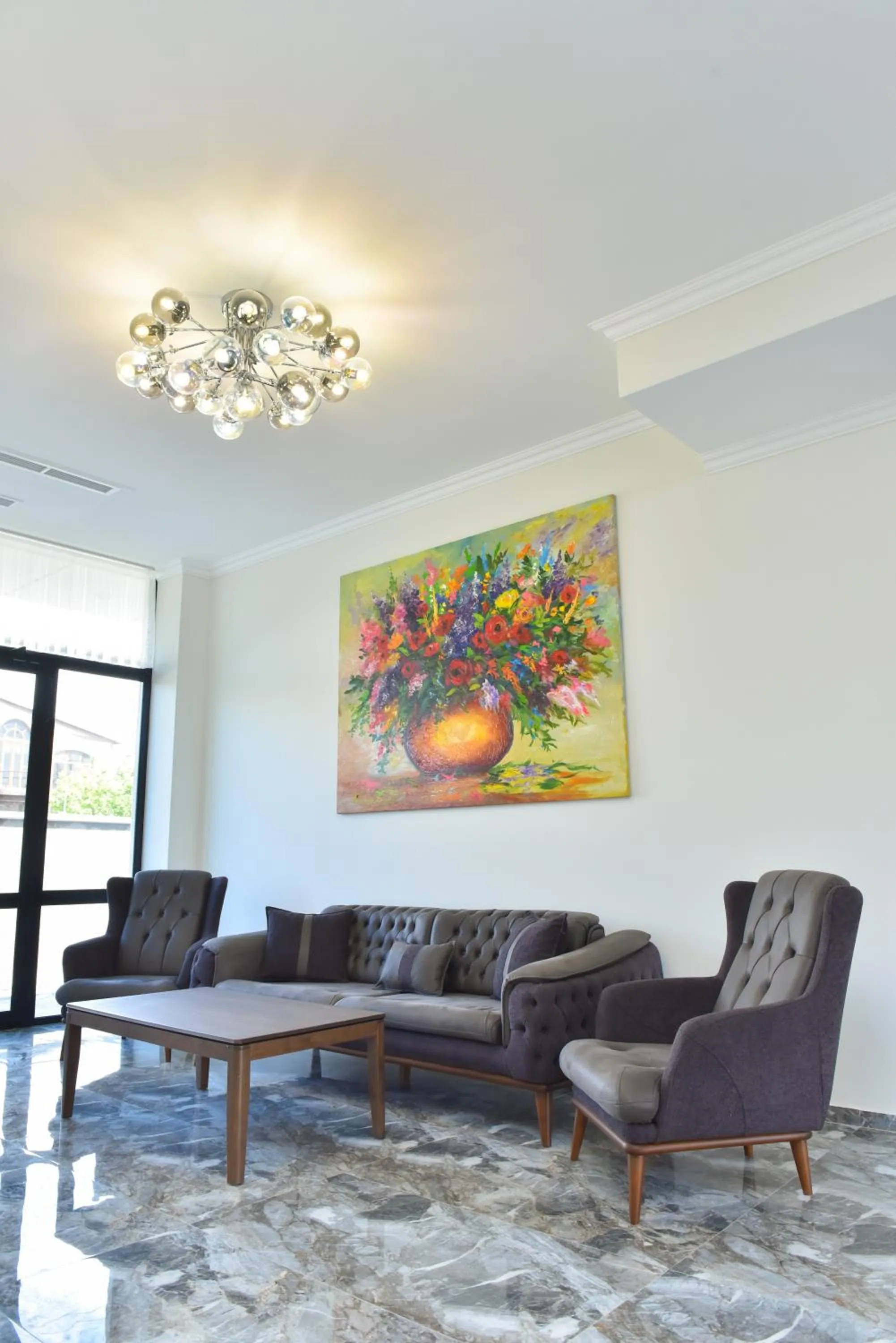 Seating area in Altunyan Hotel