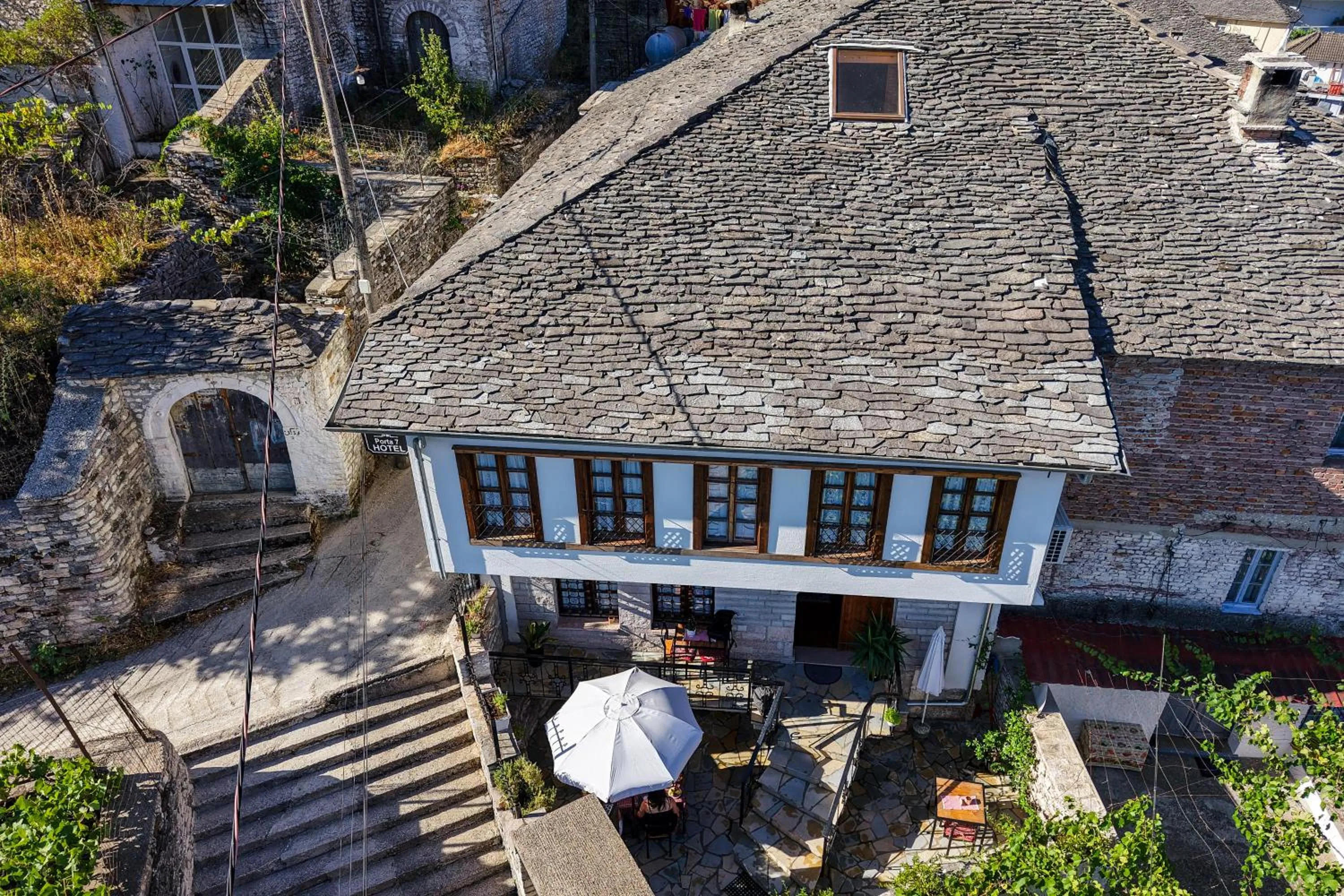 Property building in Porta7 Hotel