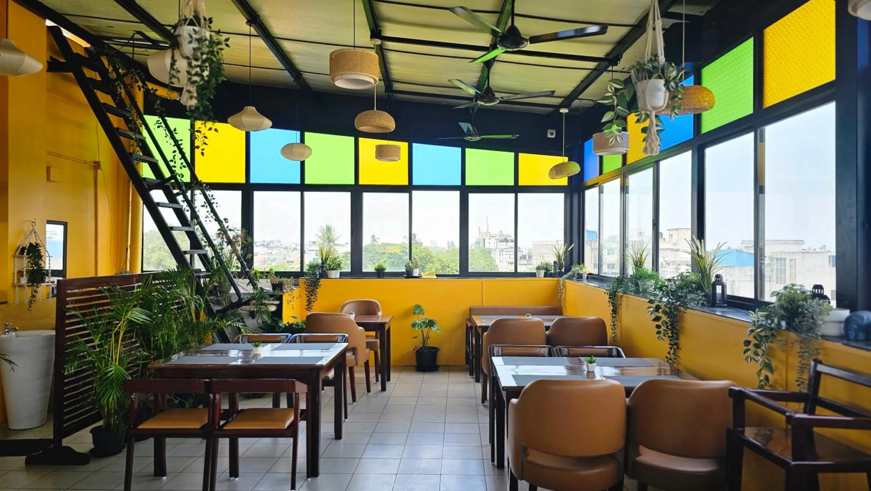 Restaurant/places to eat in Palais de Pondichéry