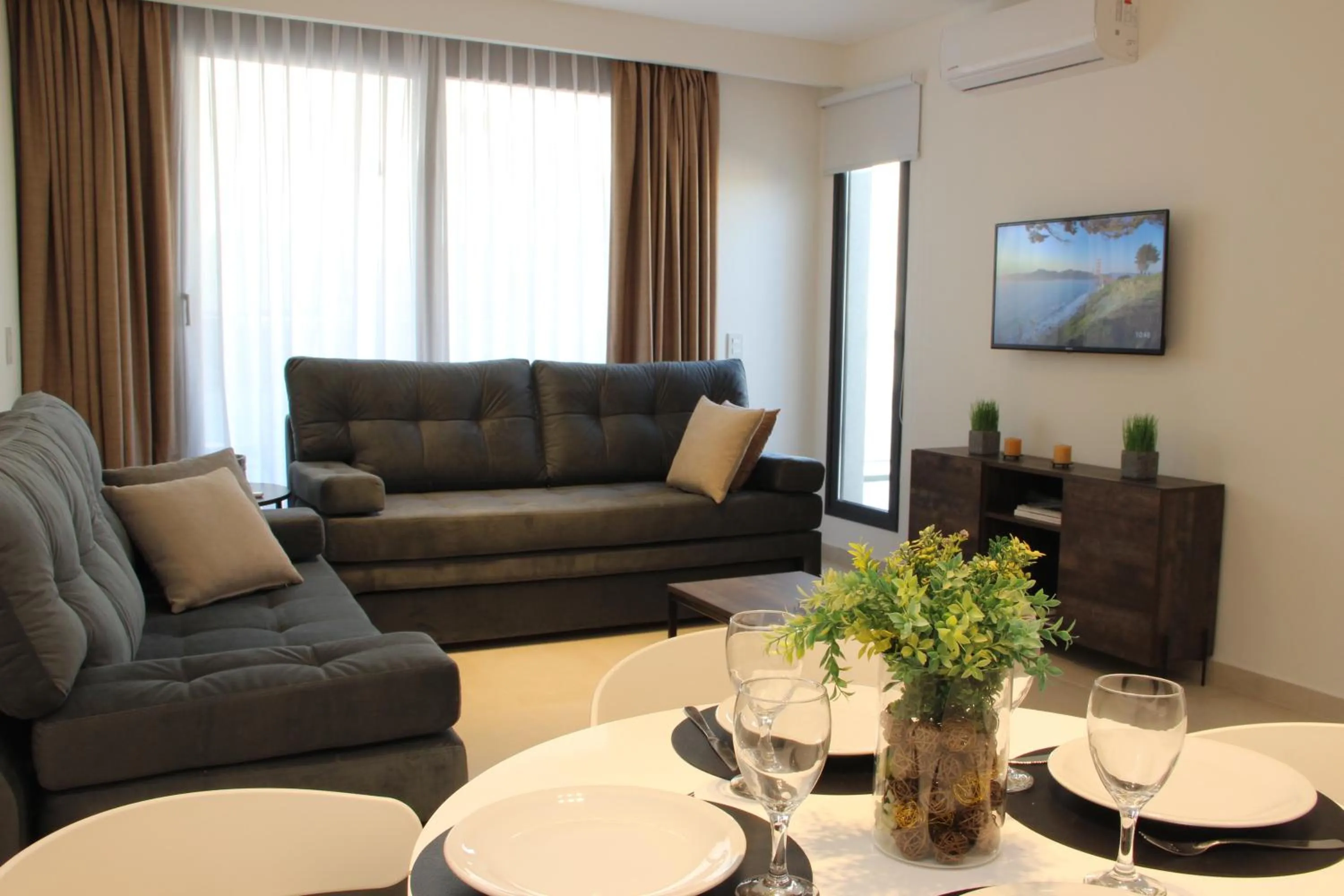 Living room in In House BA - College