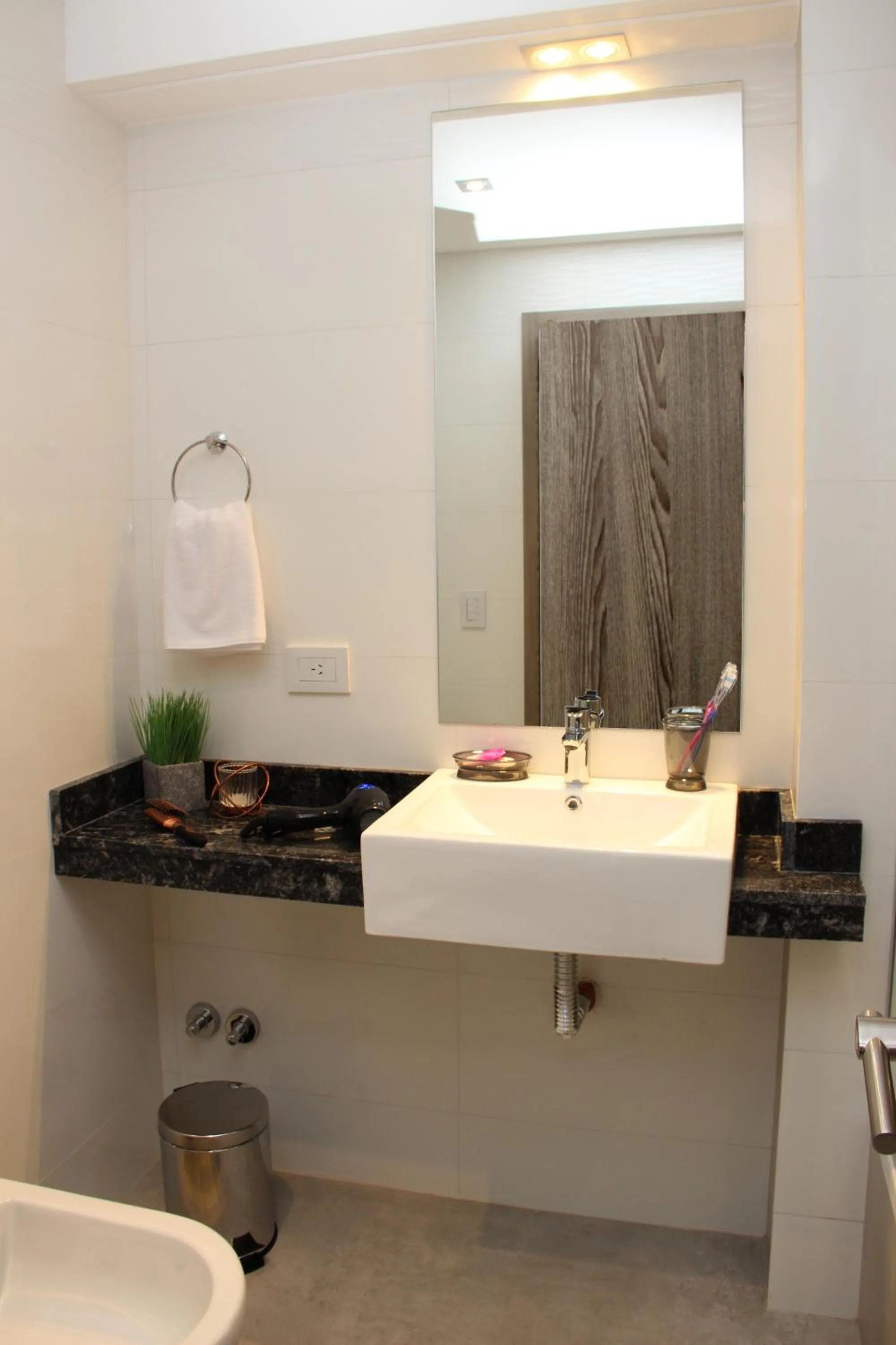 Bathroom in In House BA - College