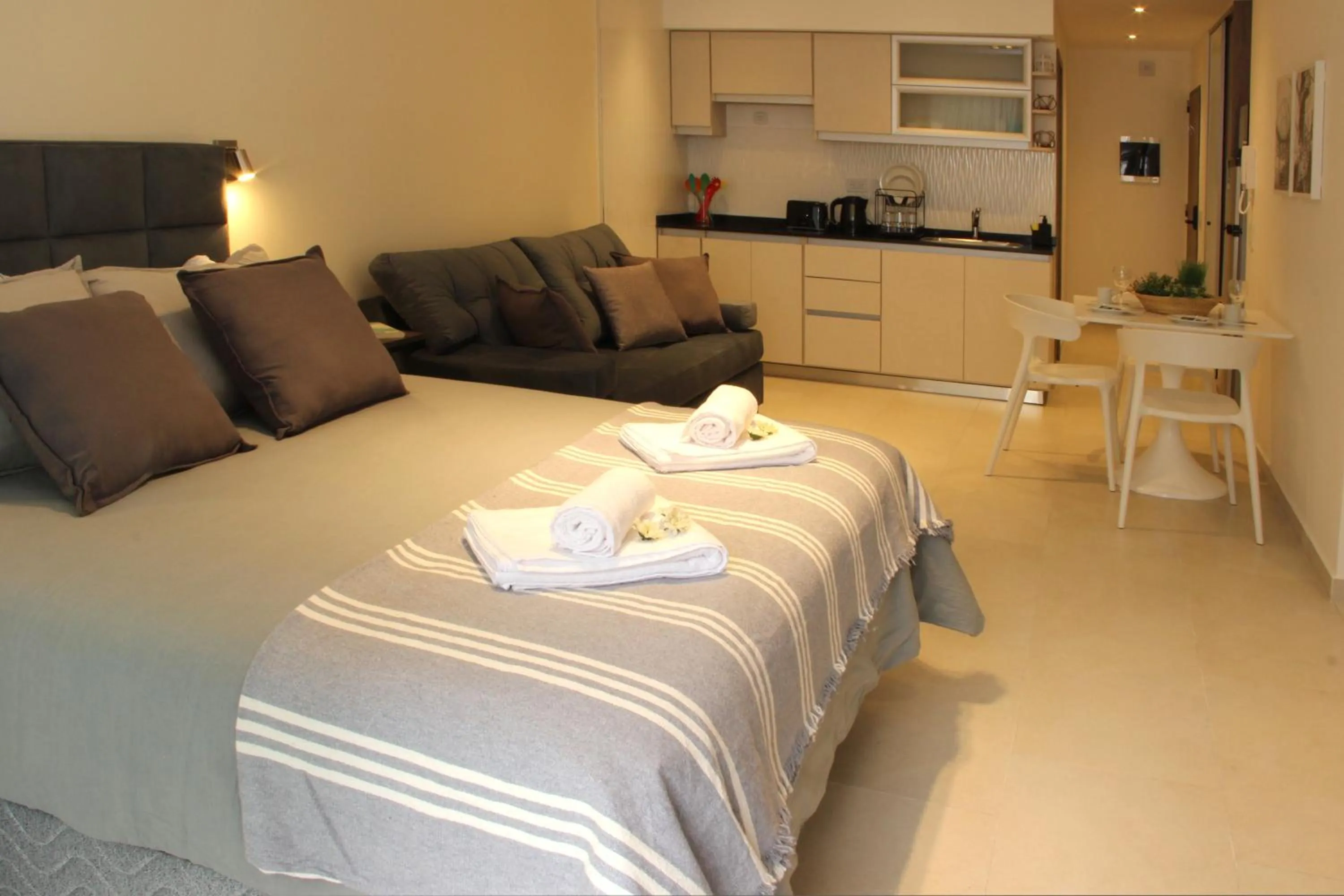 Photo of the whole room, Bed in In House BA - College