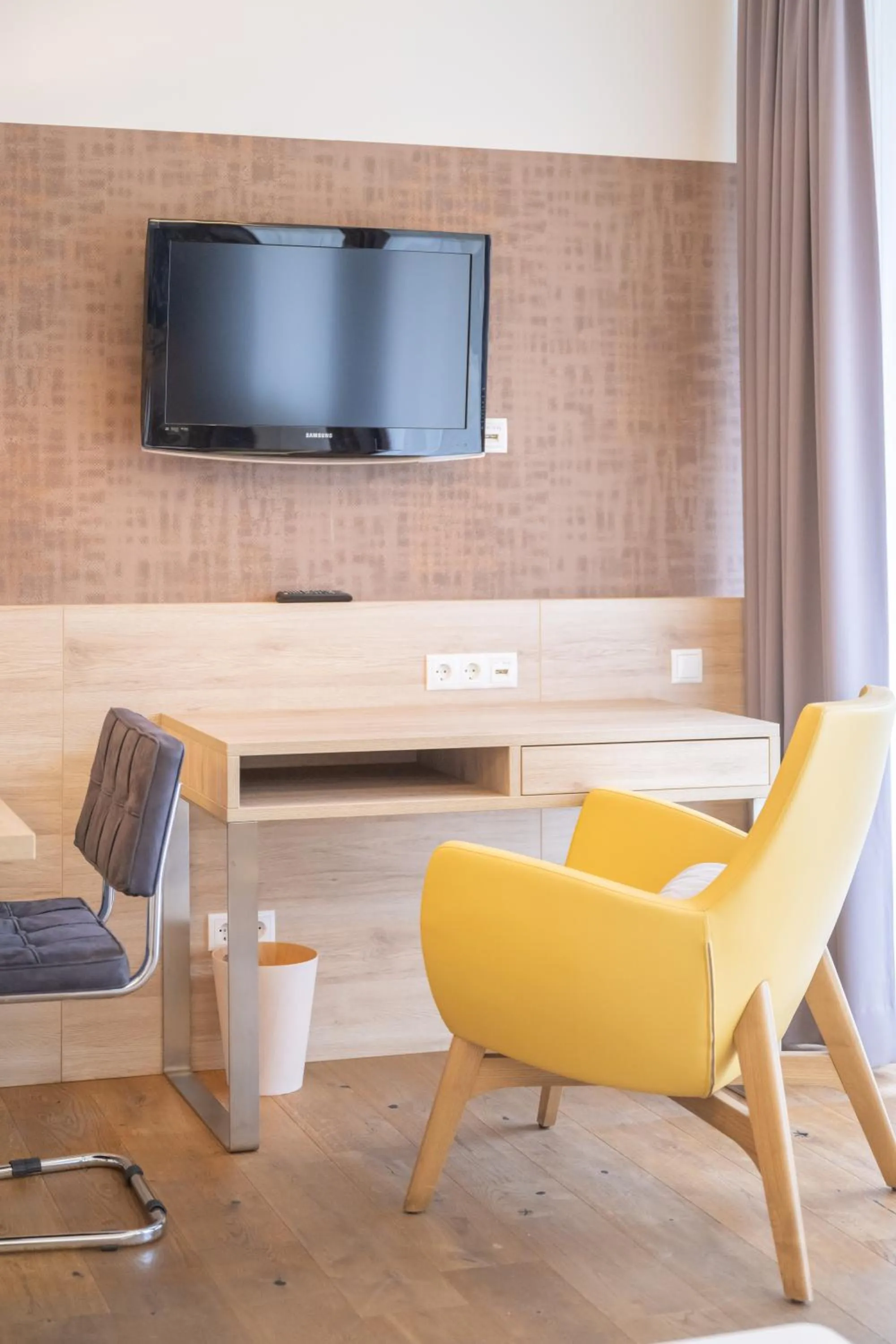 TV and multimedia in PM-PremiumAPART Strassgang