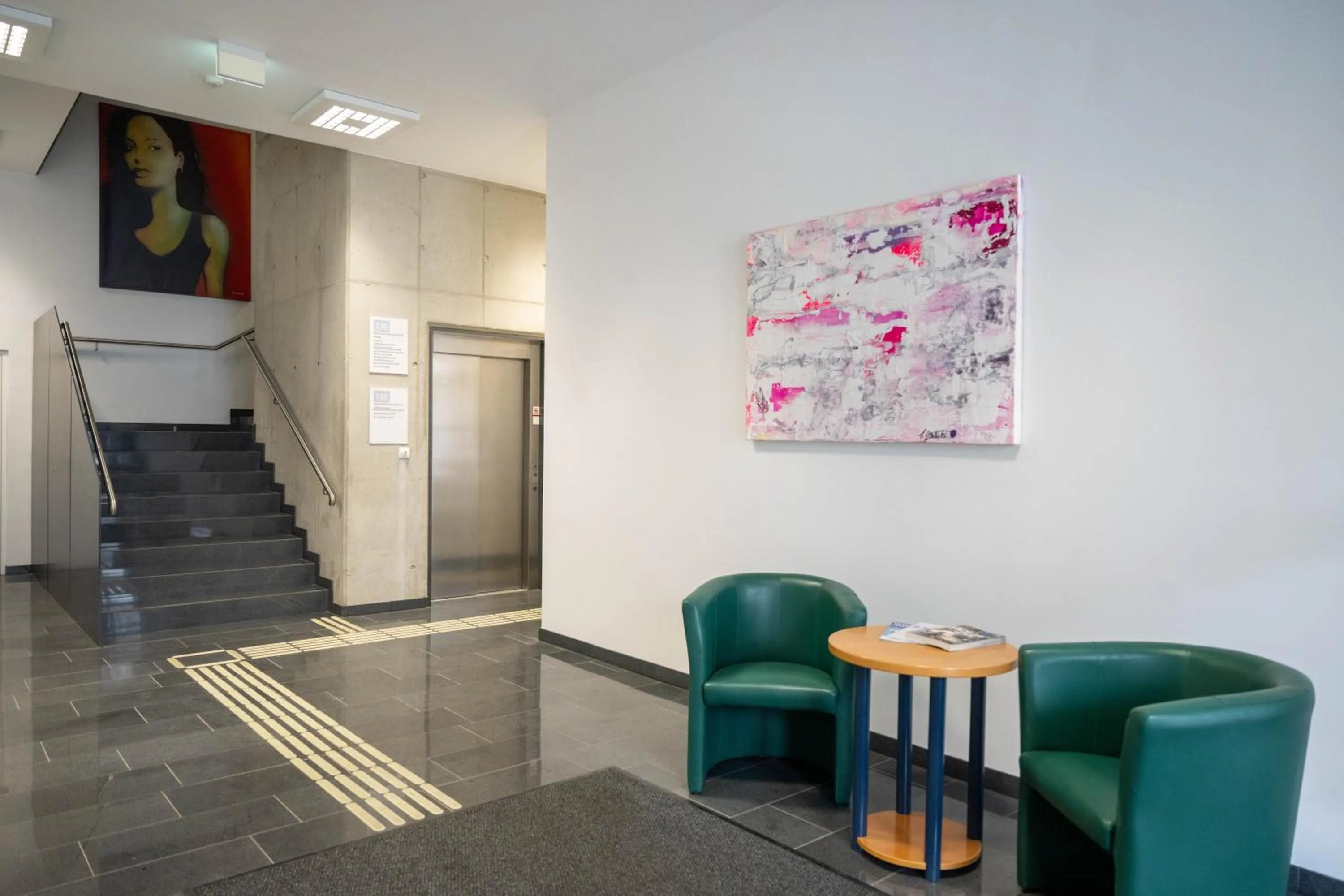 Facade/entrance in PM-PremiumAPART Strassgang