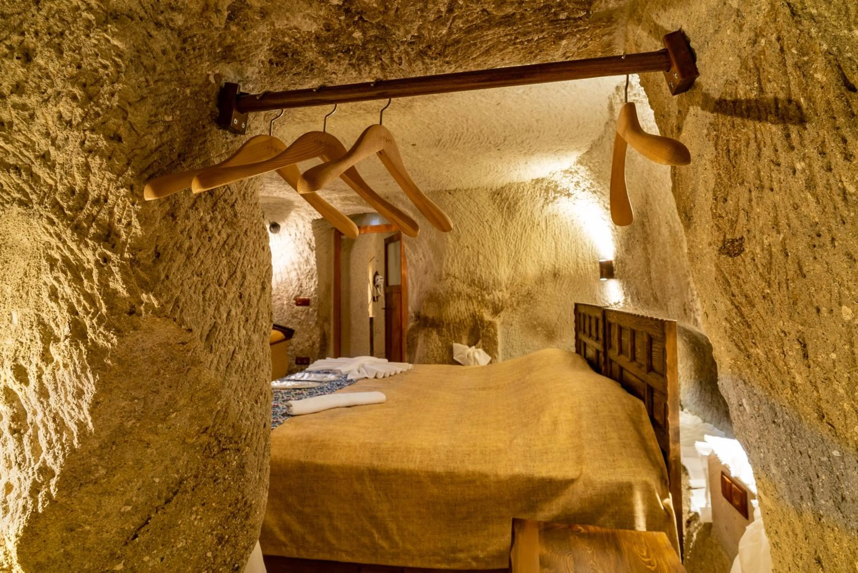 wardrobe, Bed in Cappadocia inans Cave & Swimming Pool Hot