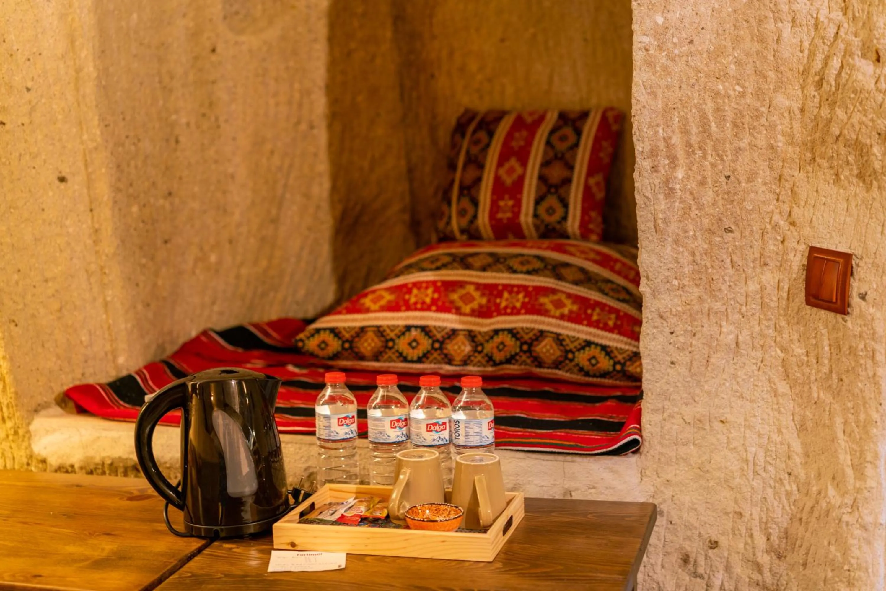 Coffee/tea facilities, Bed in Cappadocia inans Cave & Swimming Pool Hot