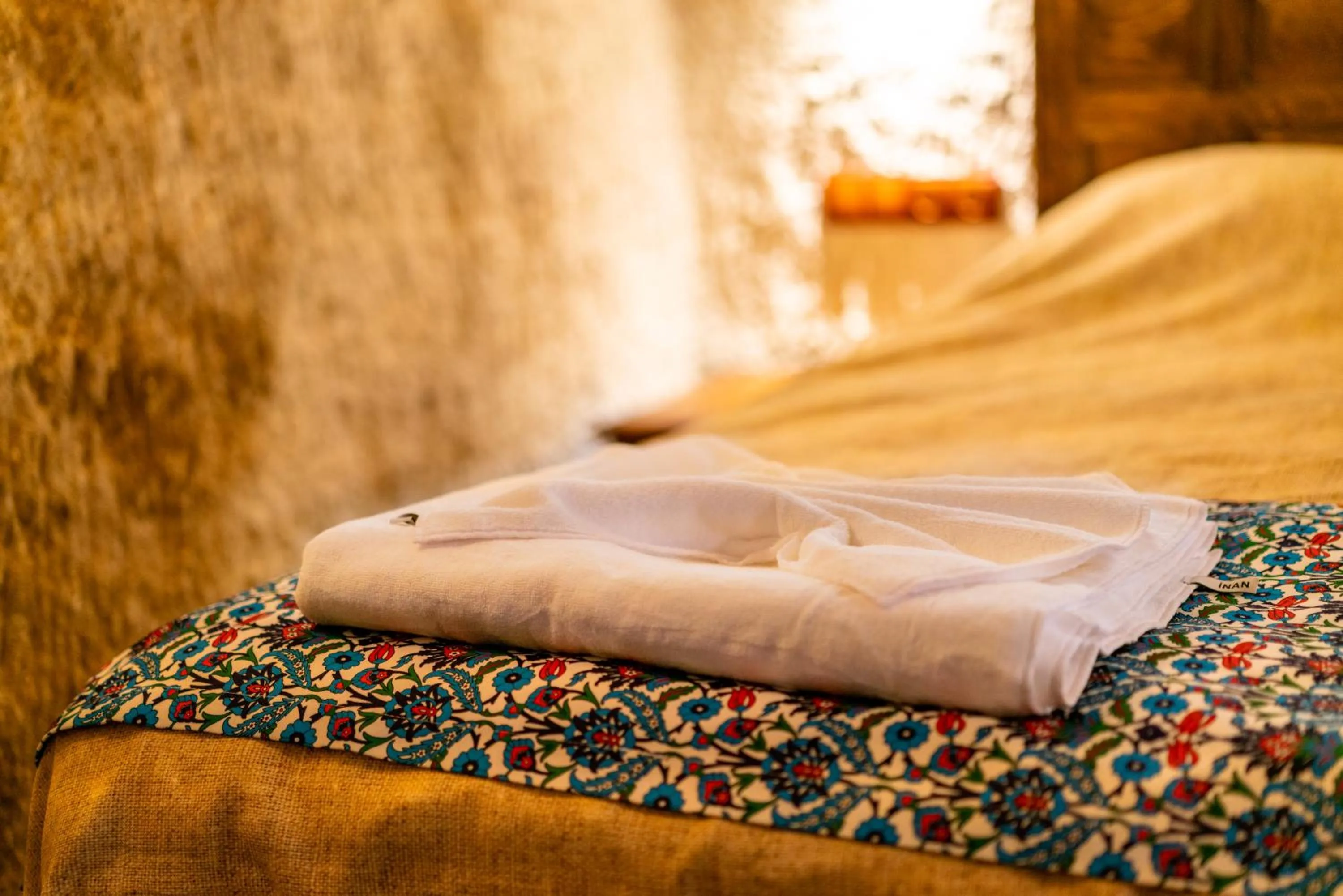 Bed in Cappadocia inans Cave & Swimming Pool Hot