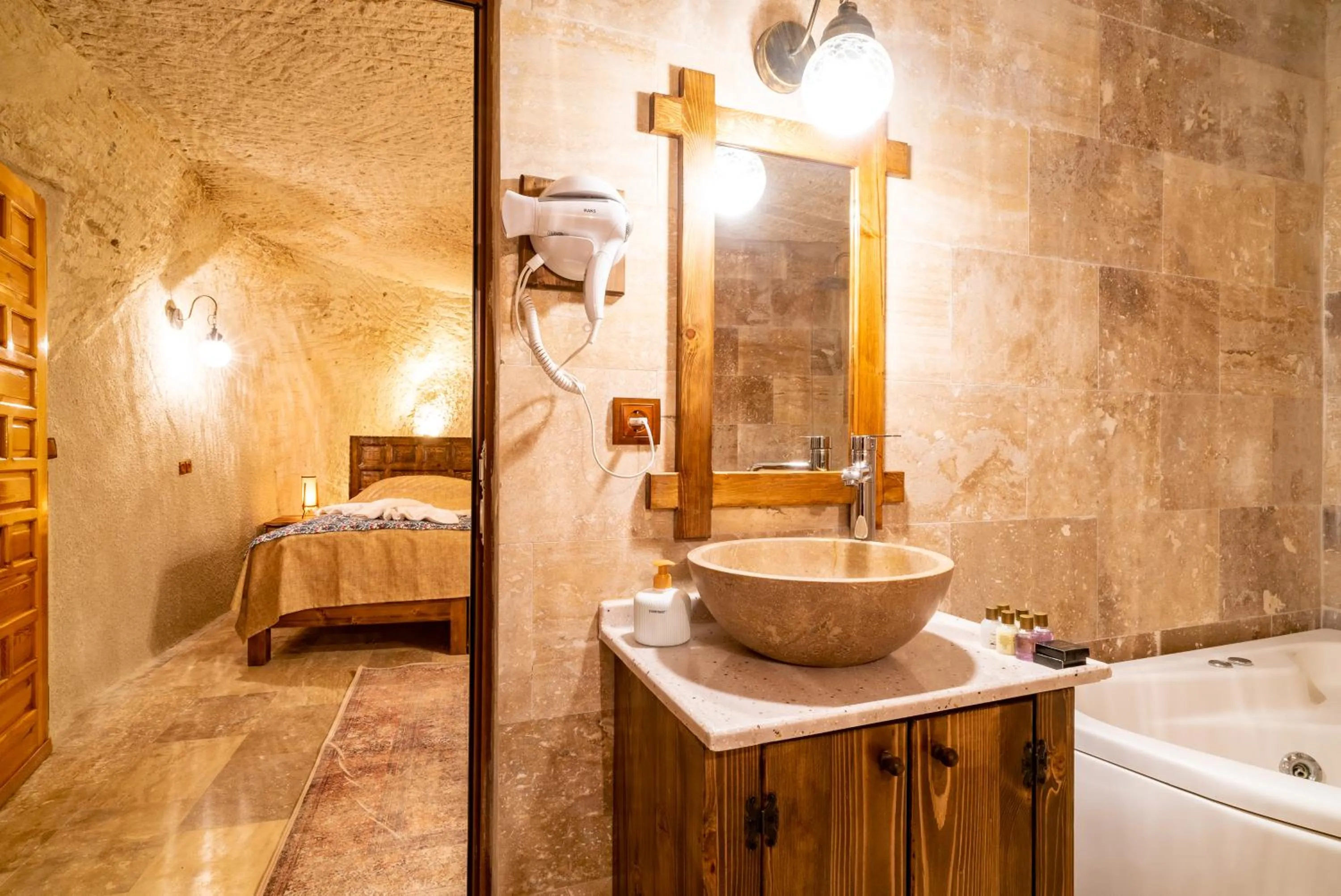 Bathroom, Bed in Cappadocia inans Cave & Swimming Pool Hot