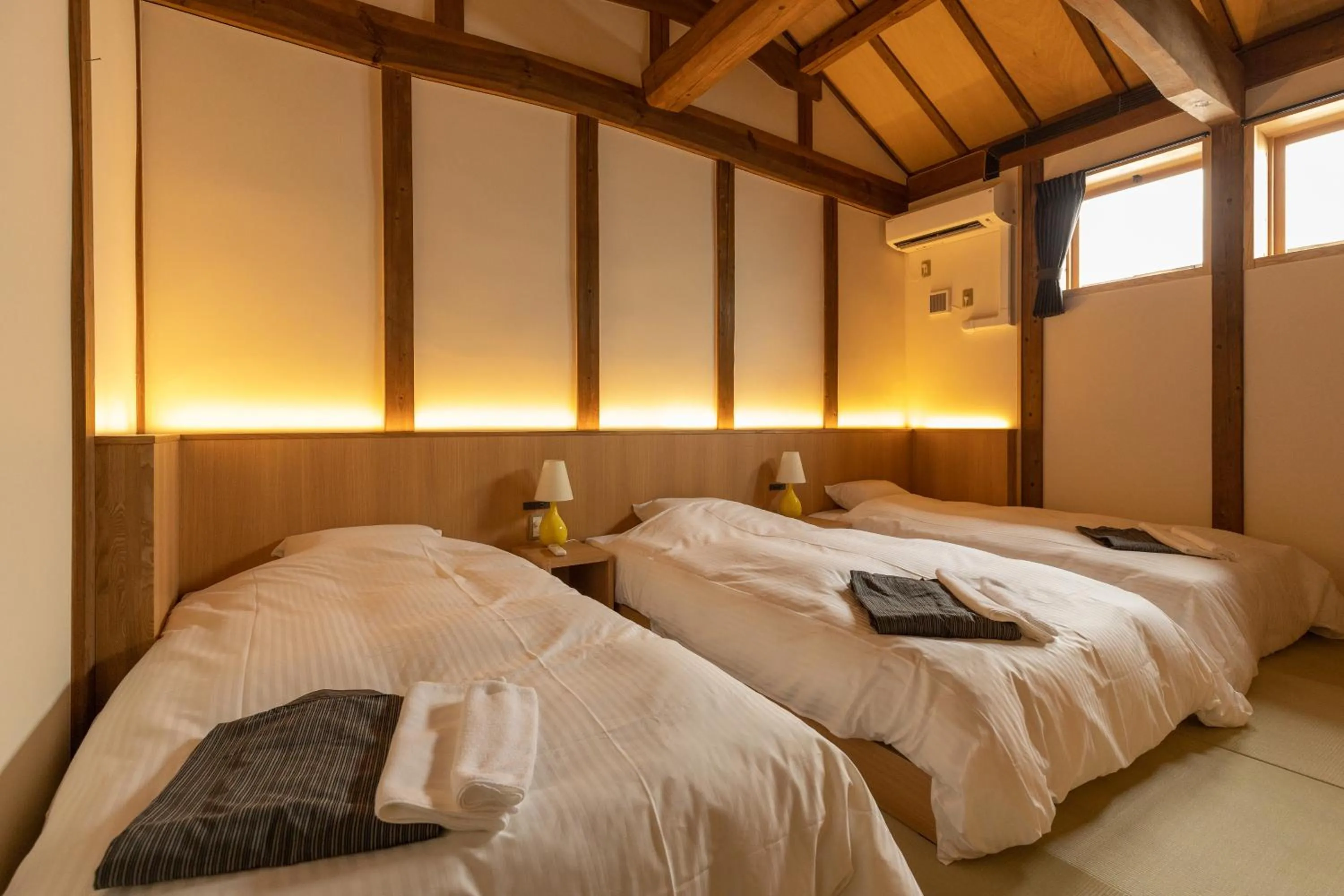 Bed in Classic ＆ modern SELF-STYLED HOTEL 番場おおそね