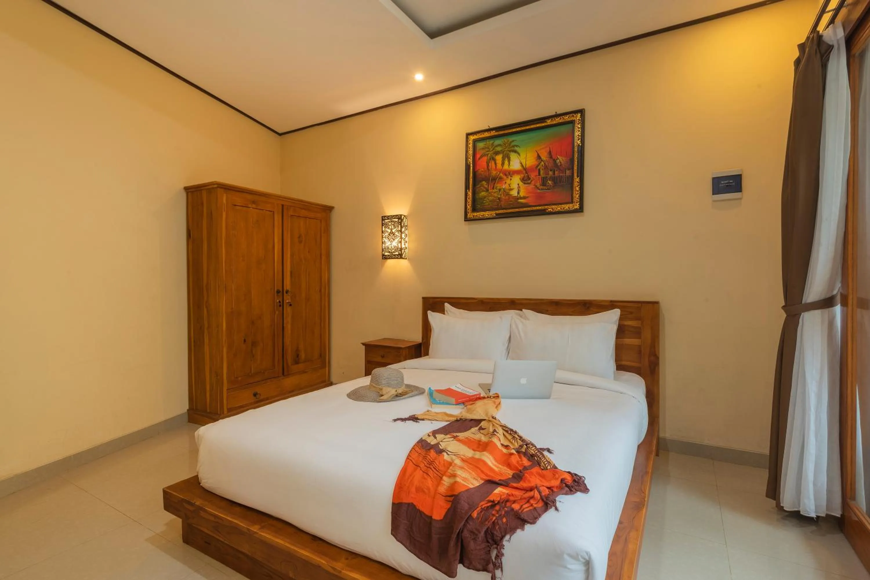 Bedroom, Bed in Liliy Guest House Legian
