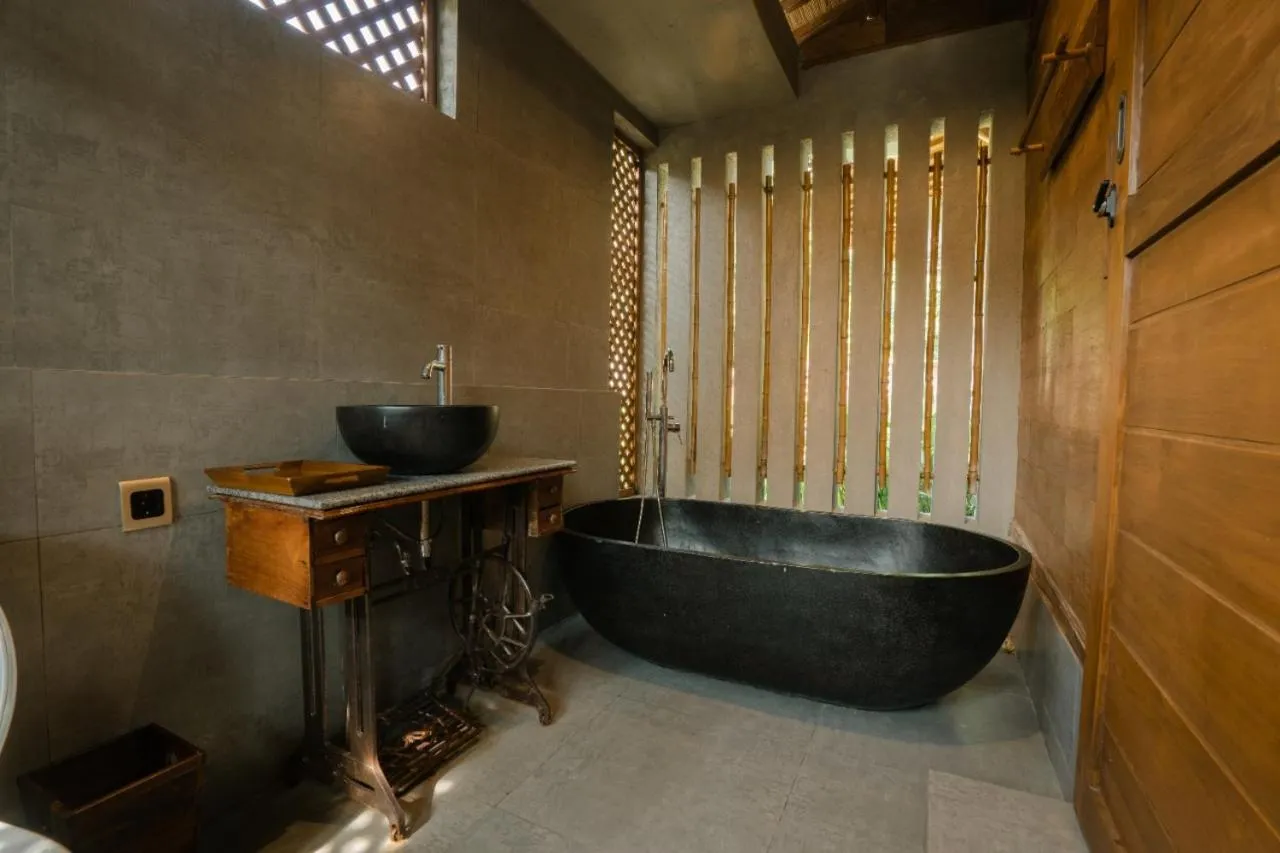 Bathroom in Chandaka Borobudur
