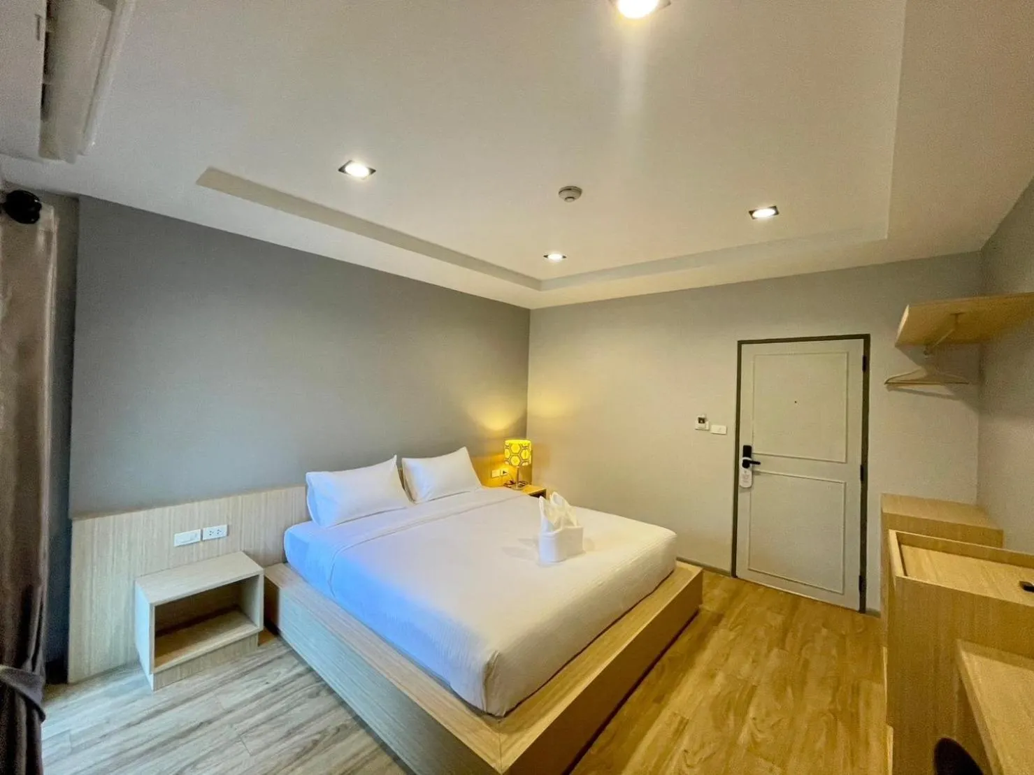 Bed in Klaang Muang Hotel (โรงแรมกลางเมือง)