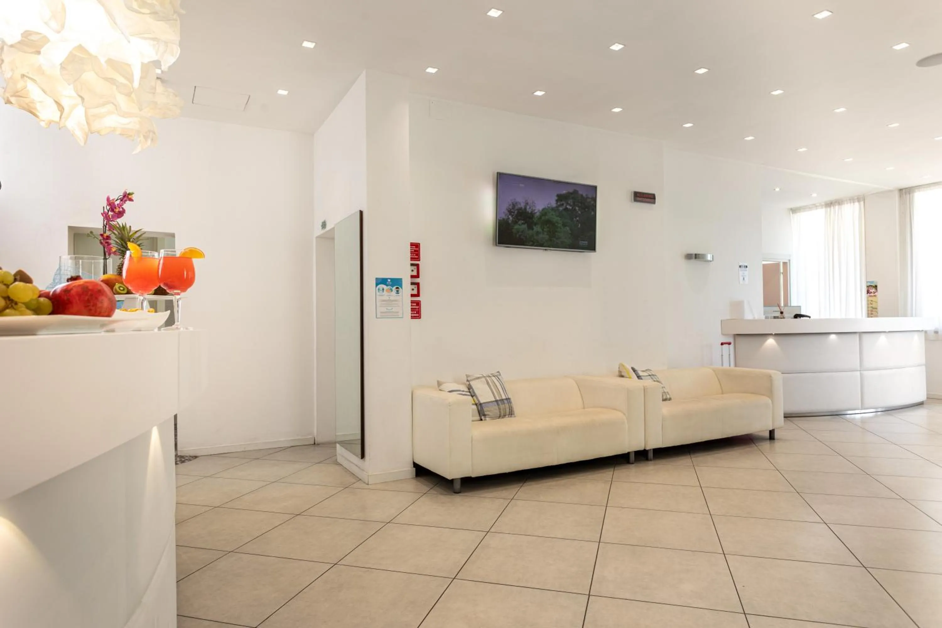 TV and multimedia in Hb Hotels Orchidea Blu