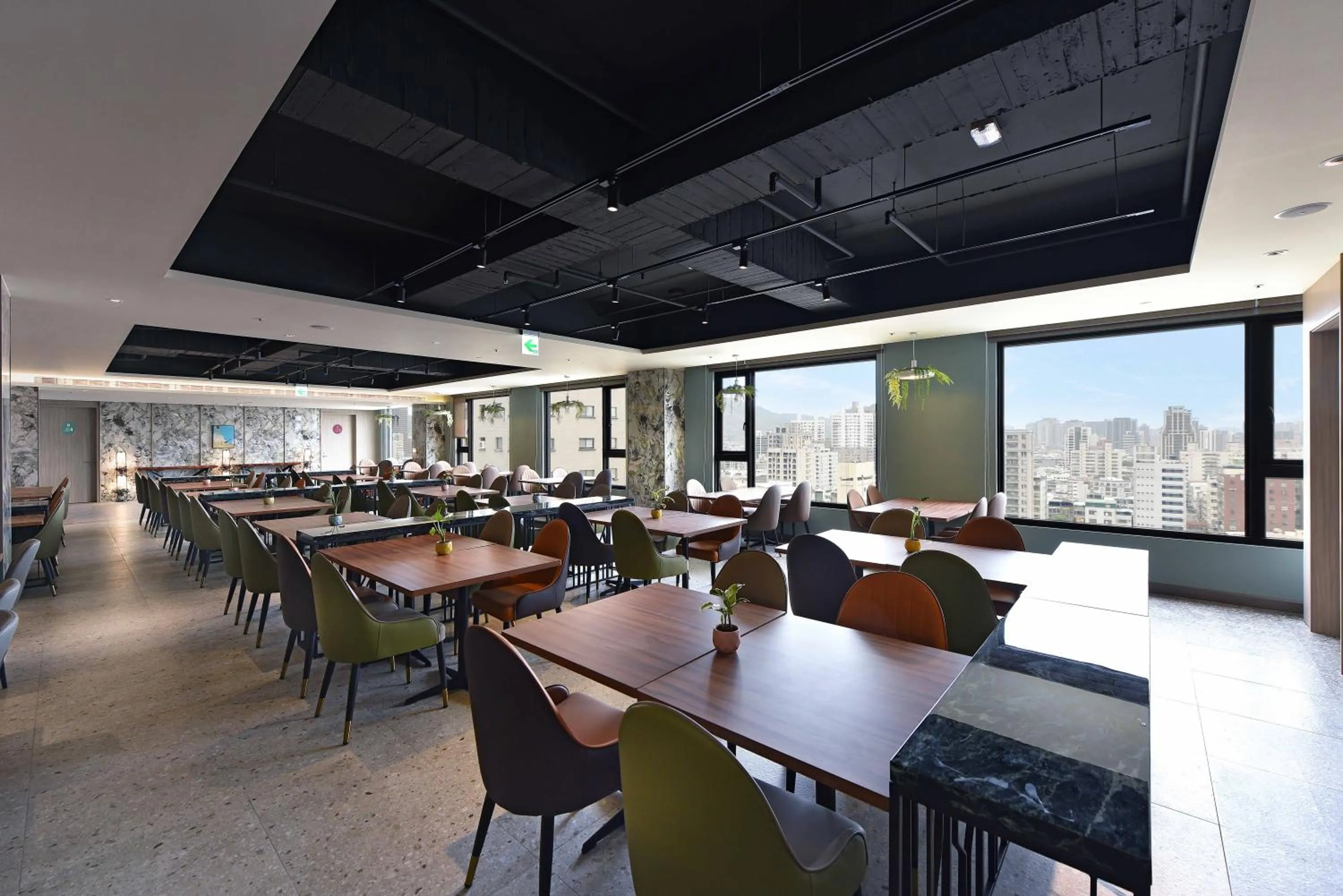 Restaurant/places to eat in Fullon Poshtel - Kaohsiung