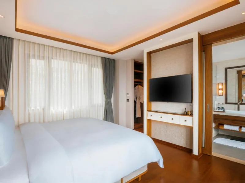 Bed in Dusit Thani Himalayan Resort Dhulikhel, Nepal