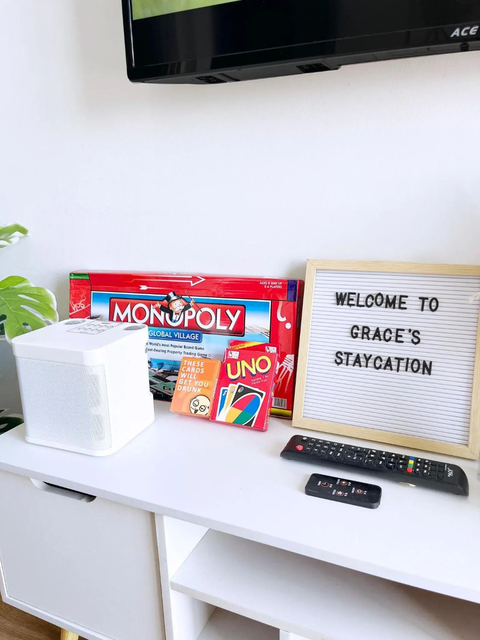 Game Room in Zinnia Towers 1BR Condo with PS4 Karaoke Netflix & Swimming Pool