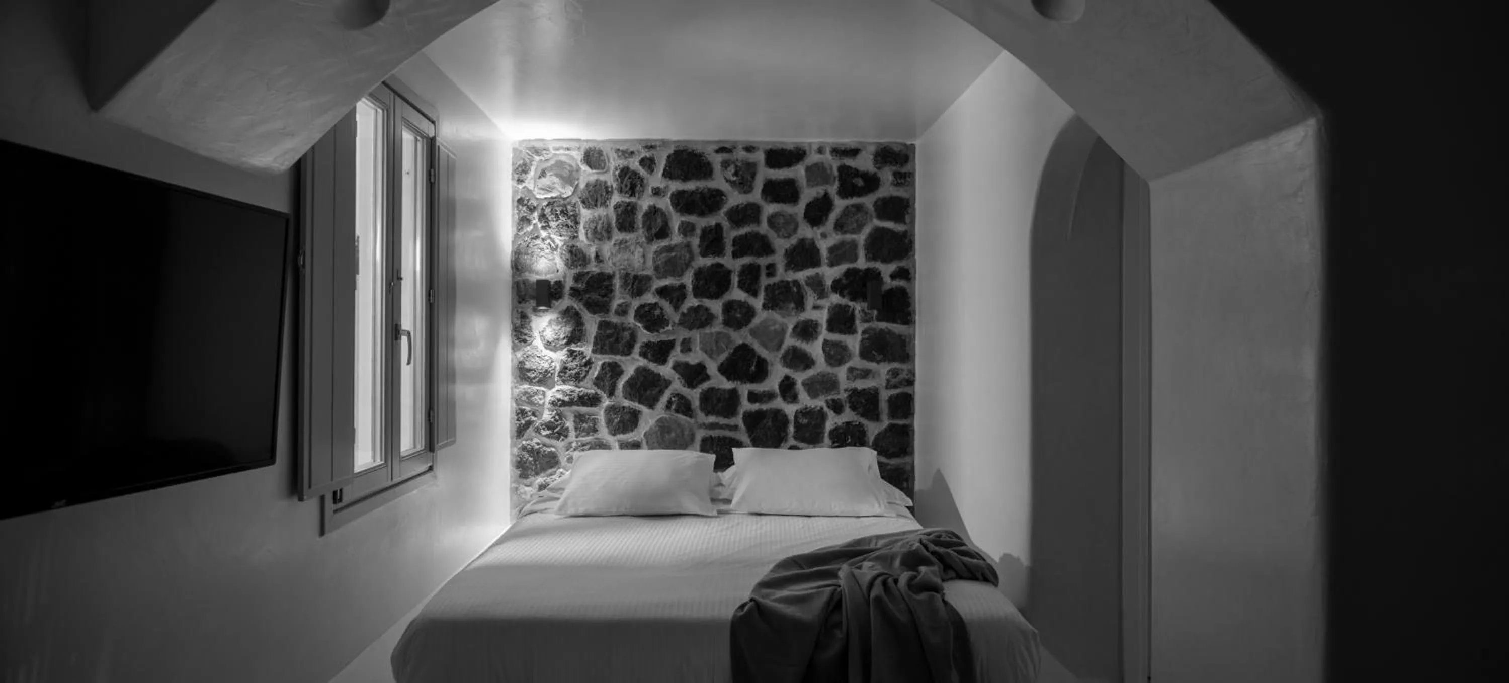 Photo of the whole room, Bed in Terra Blanca Suites