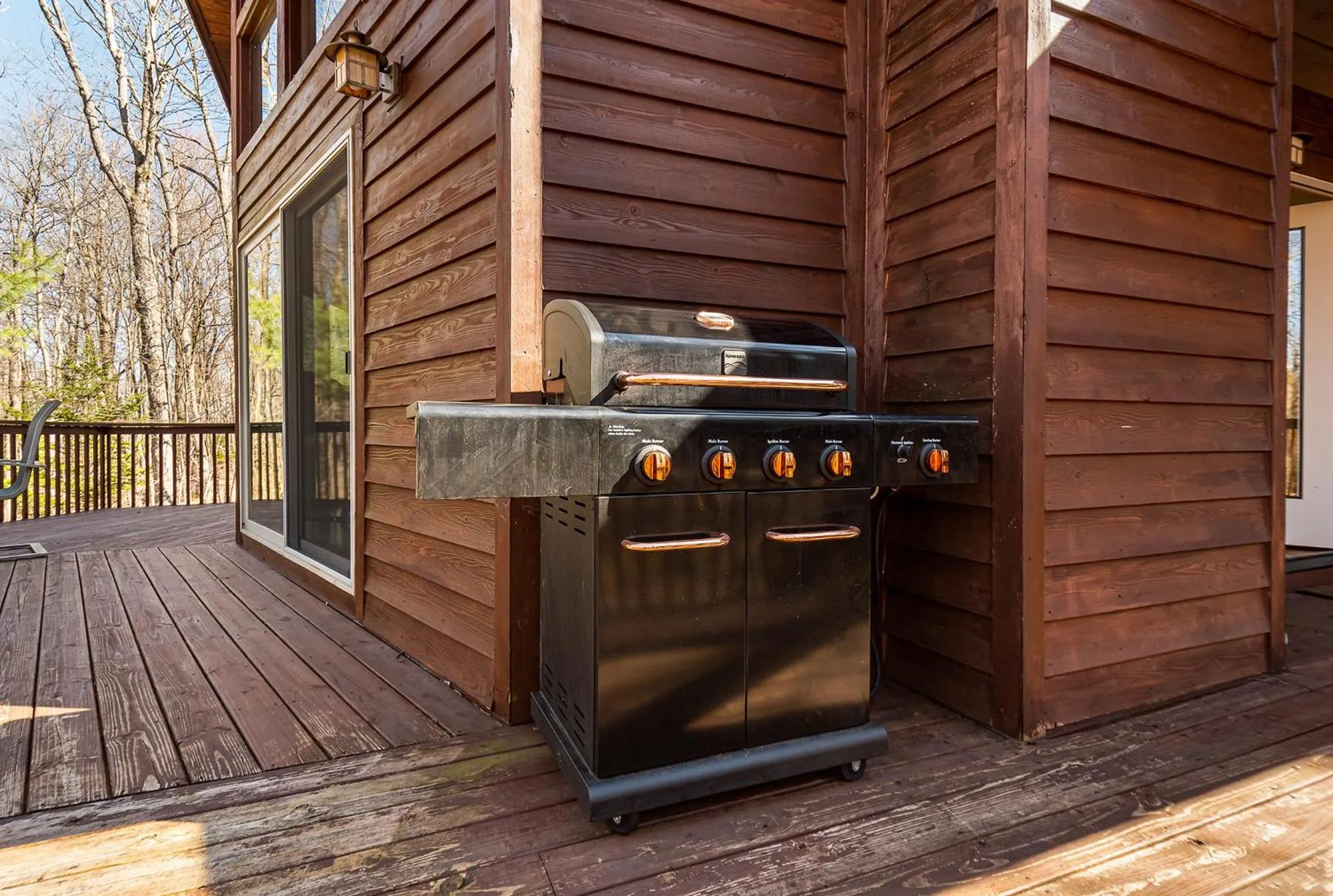 Property building in Mountain Freedom