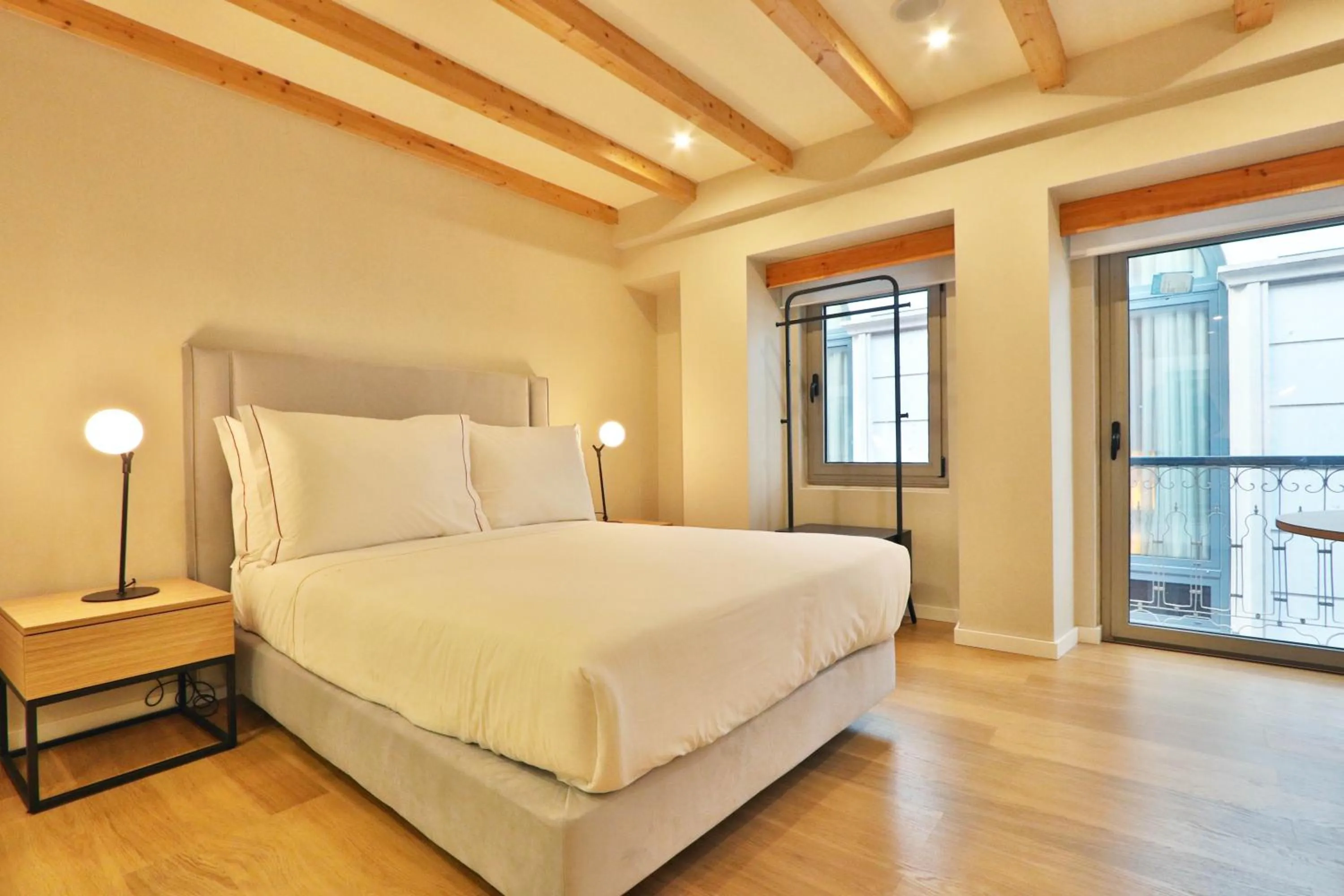 Bed in BOULEVARD Boutique Studios