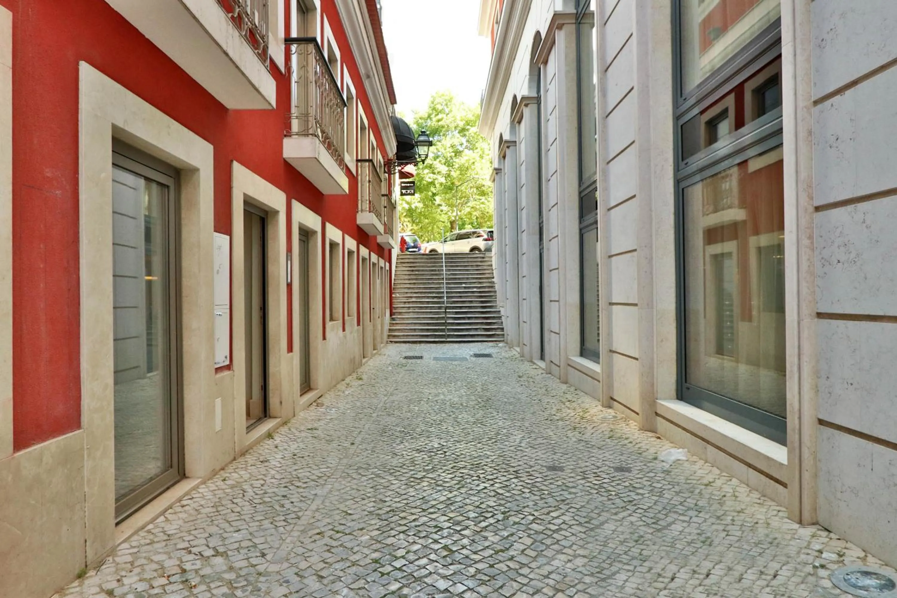 Facade/entrance in BOULEVARD Boutique Studios