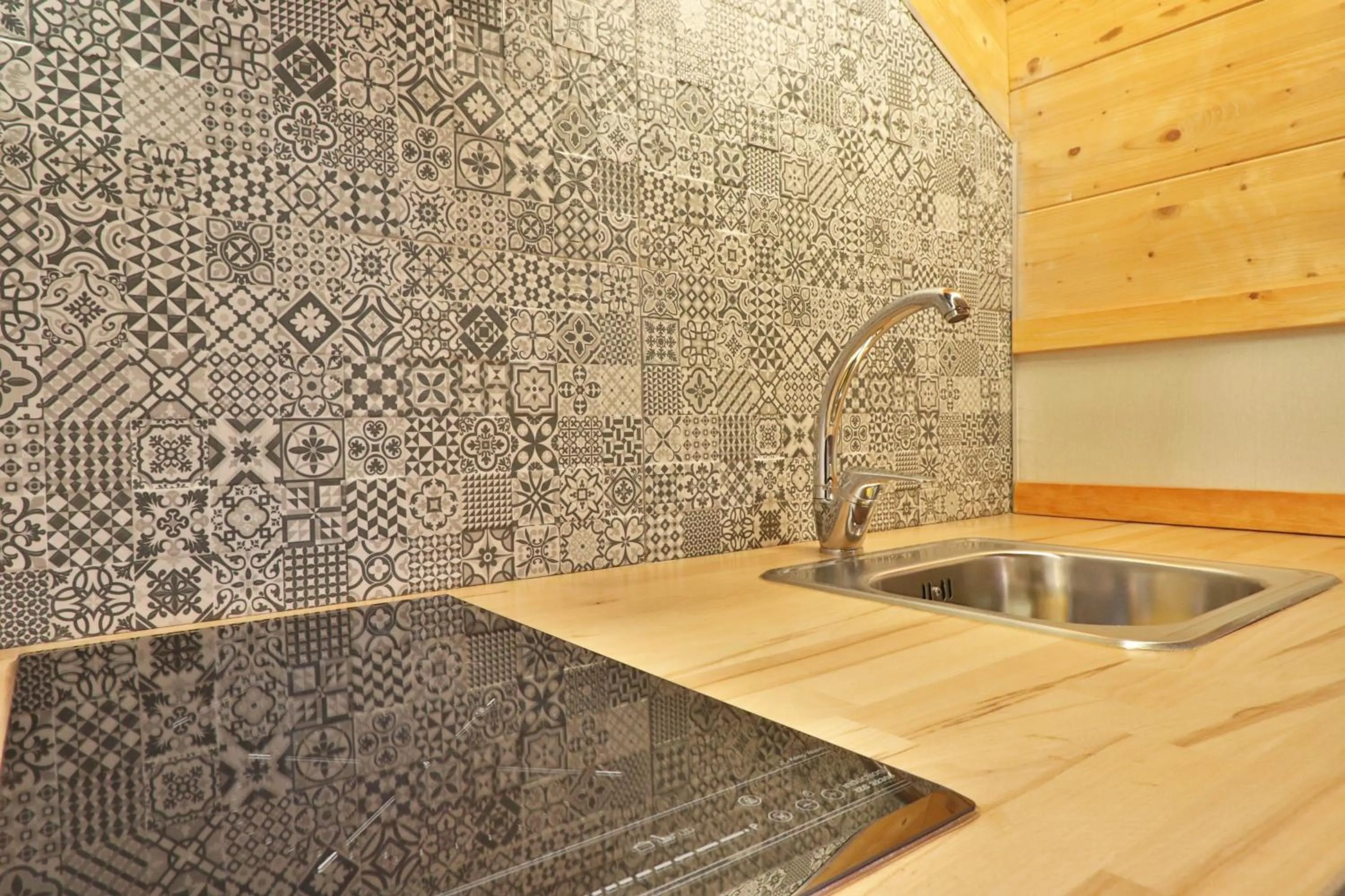 Kitchen or kitchenette in BOULEVARD Boutique Studios