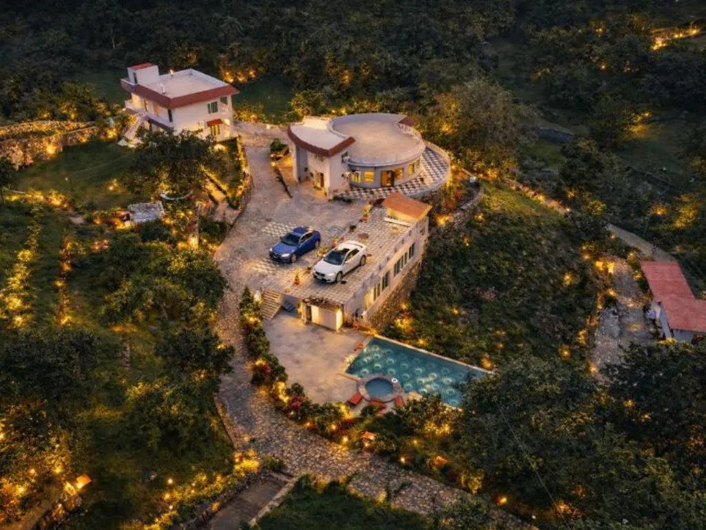 Property building in The Sky Imperial Pavoreal Jungle Resort