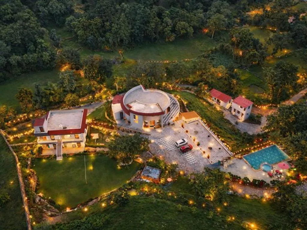 Property building in The Sky Imperial Pavoreal Jungle Resort