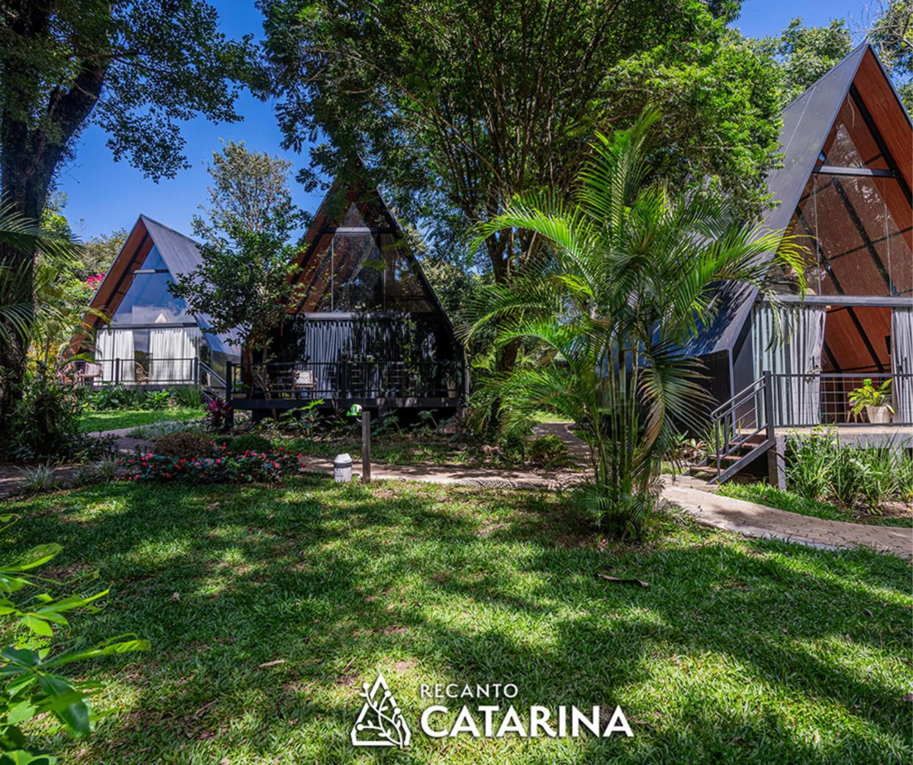 Property building in Recanto Catarina