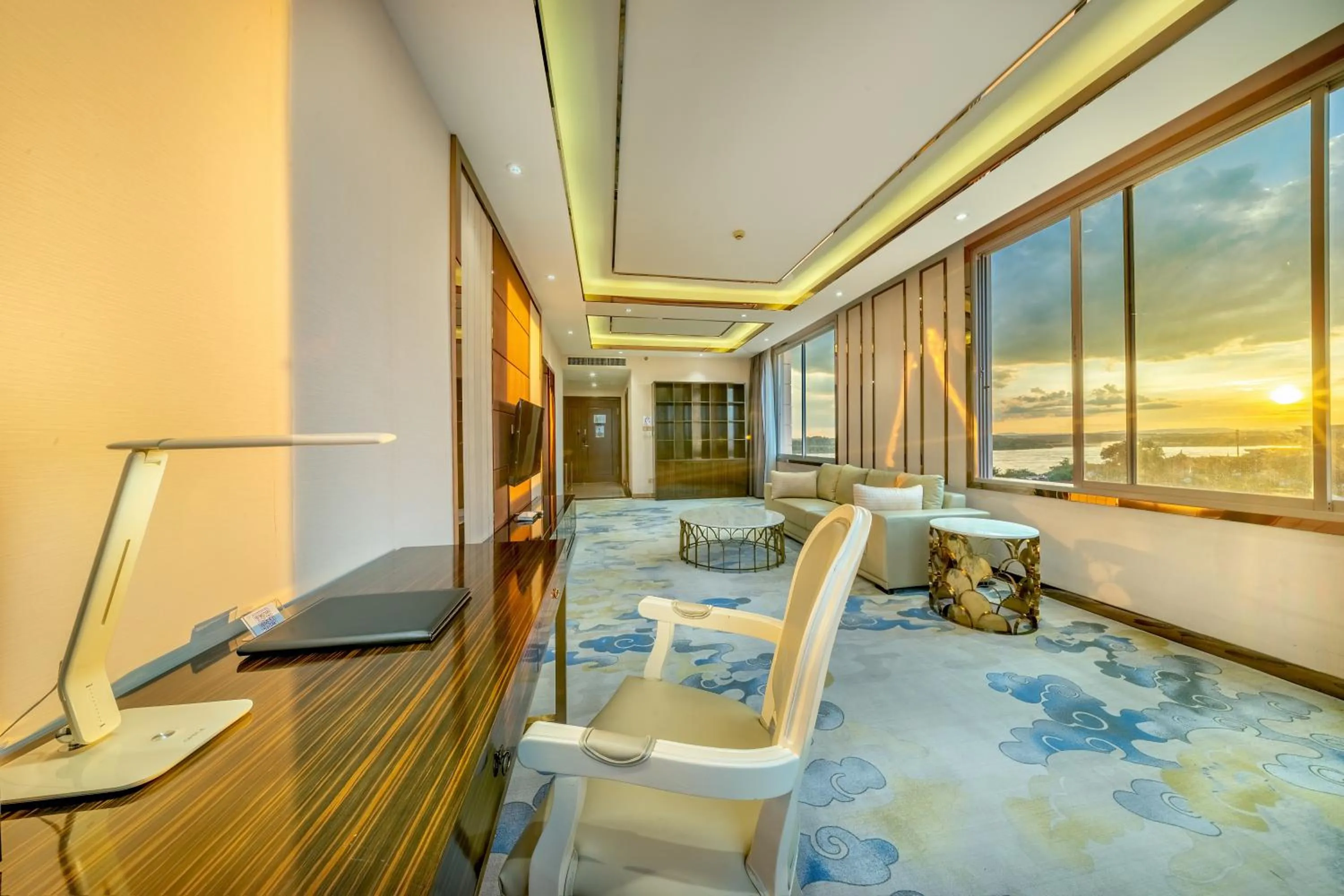 Living room in ST Hotel Wattay Airport