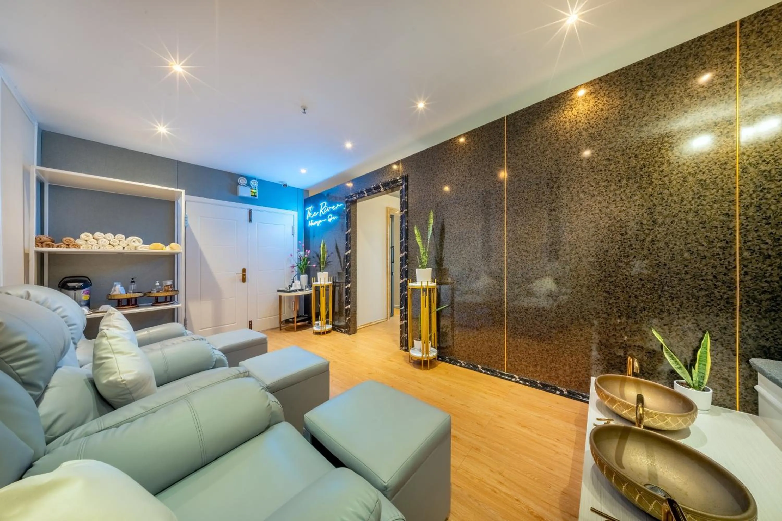 Spa and wellness centre/facilities in ST Hotel Wattay Airport