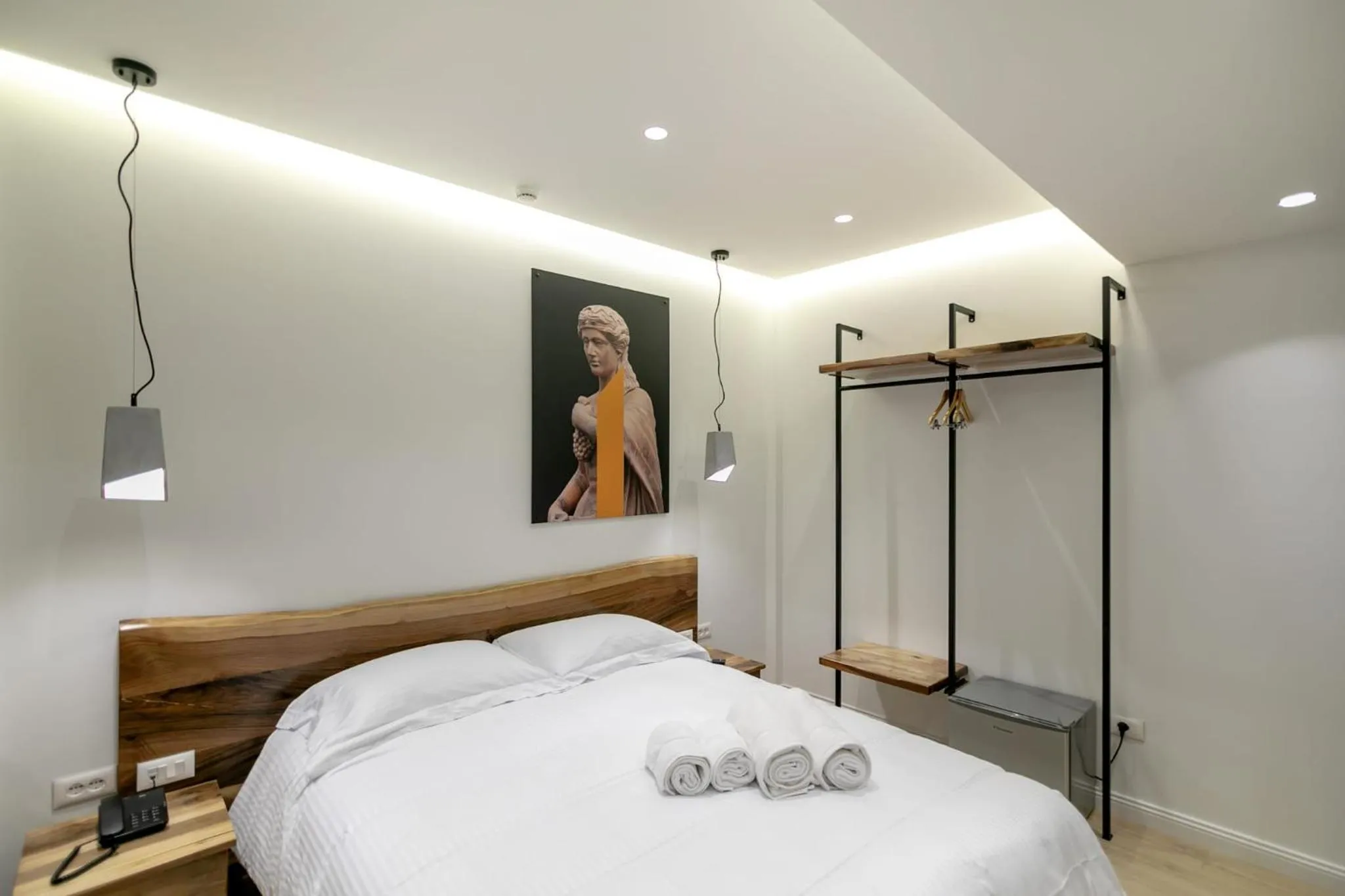 Bed in Elegance Boutique Hotel