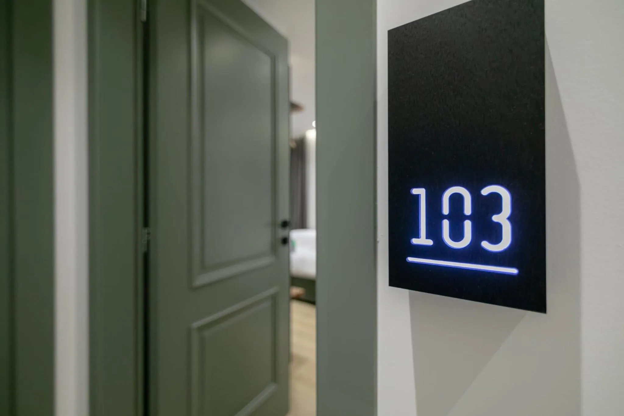 Elegance Boutique Hotel