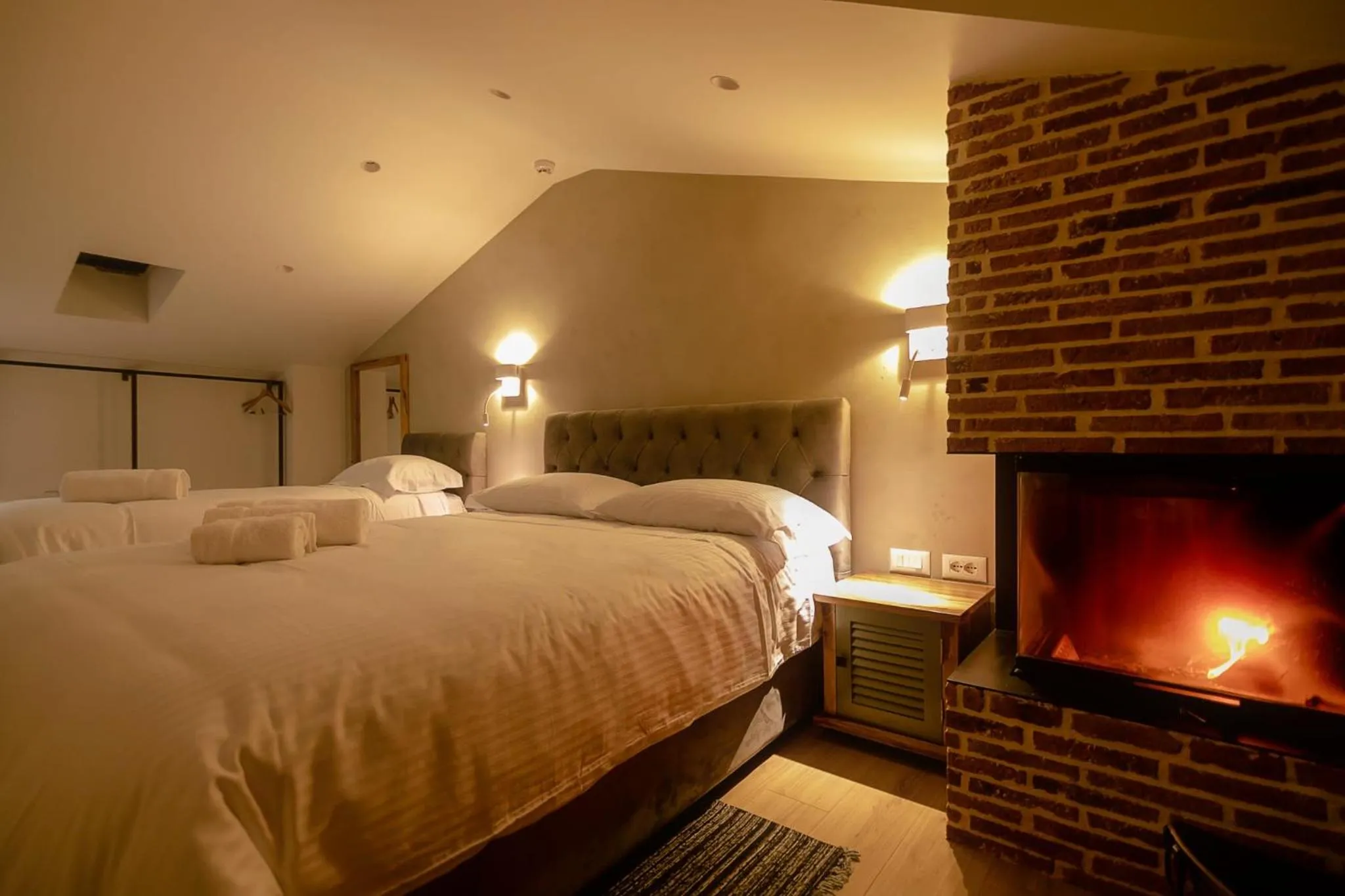 Bed in Elegance Boutique Hotel