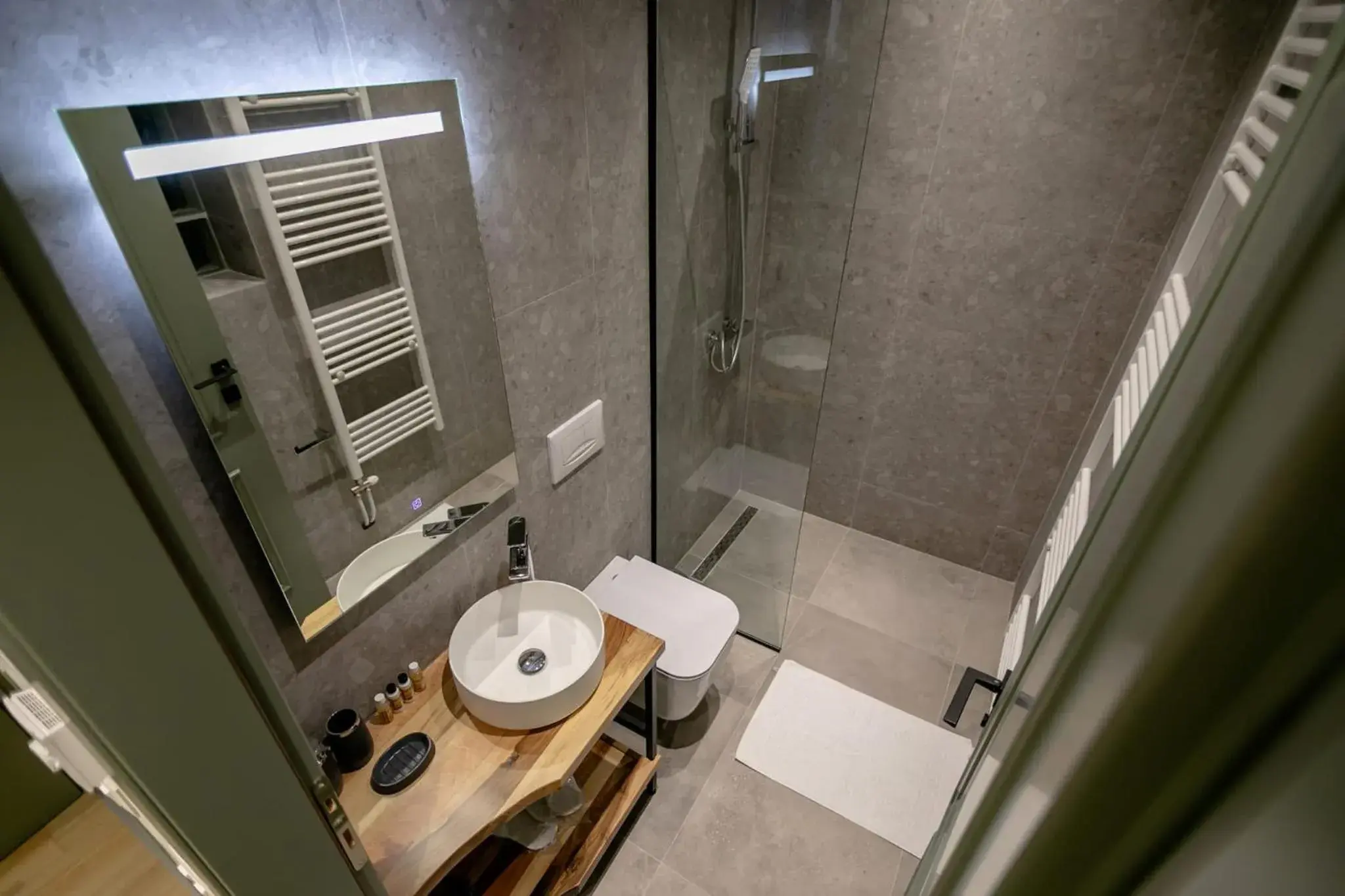 Deluxe Double Room with Balcony in Elegance Boutique Hotel Deluxe Double Room with Balcony in Elegance Boutique Hotel