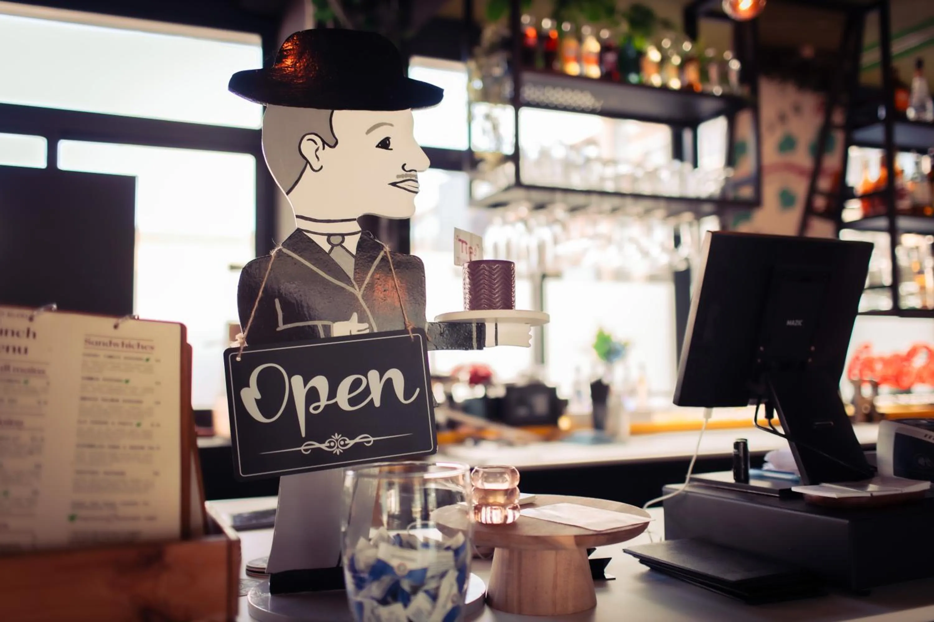 Restaurant/places to eat in Urban Hotel The Golden Stork