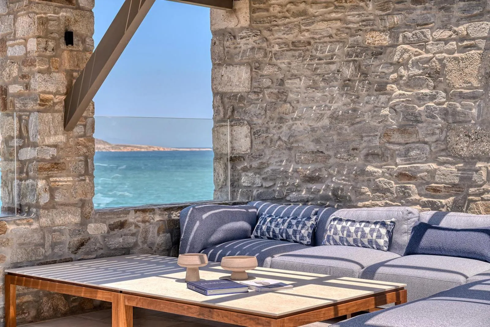 Patio in Avant Mar Paros