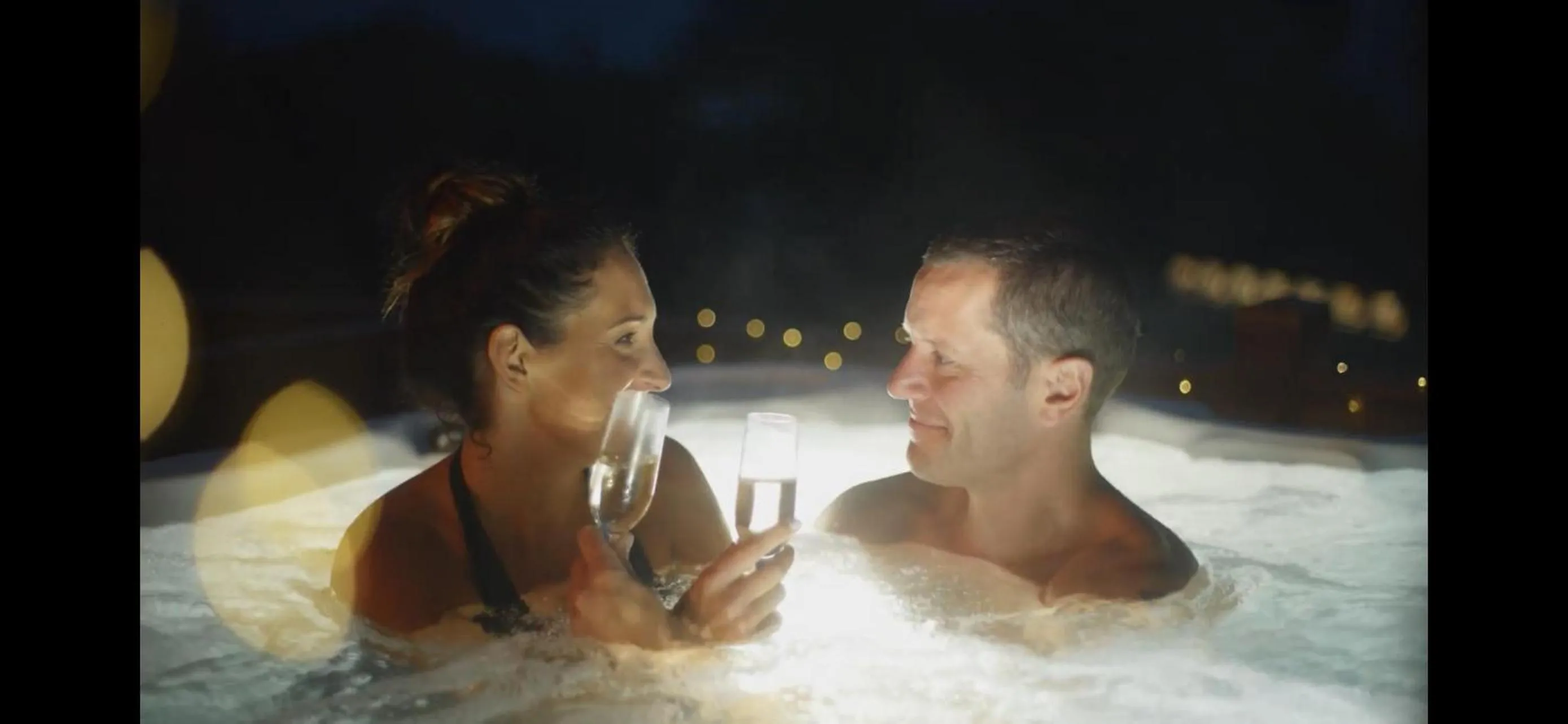 Coopers Beach 3-Bed Caravan Sleeps 8 & Pets Ok