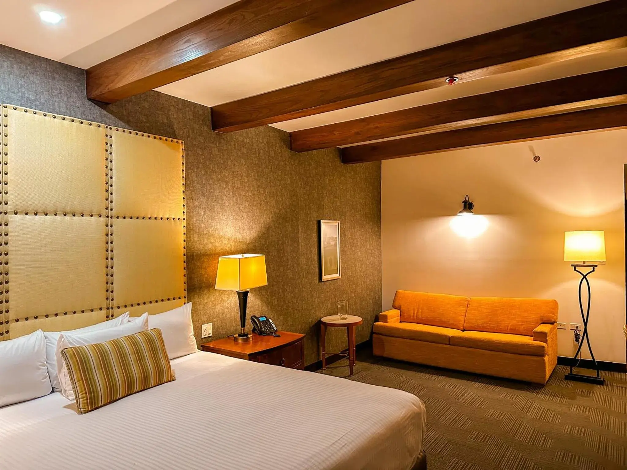 Queen Room in Hotel María Bonita Chihuahua Queen Room in Hotel María Bonita Chihuahua