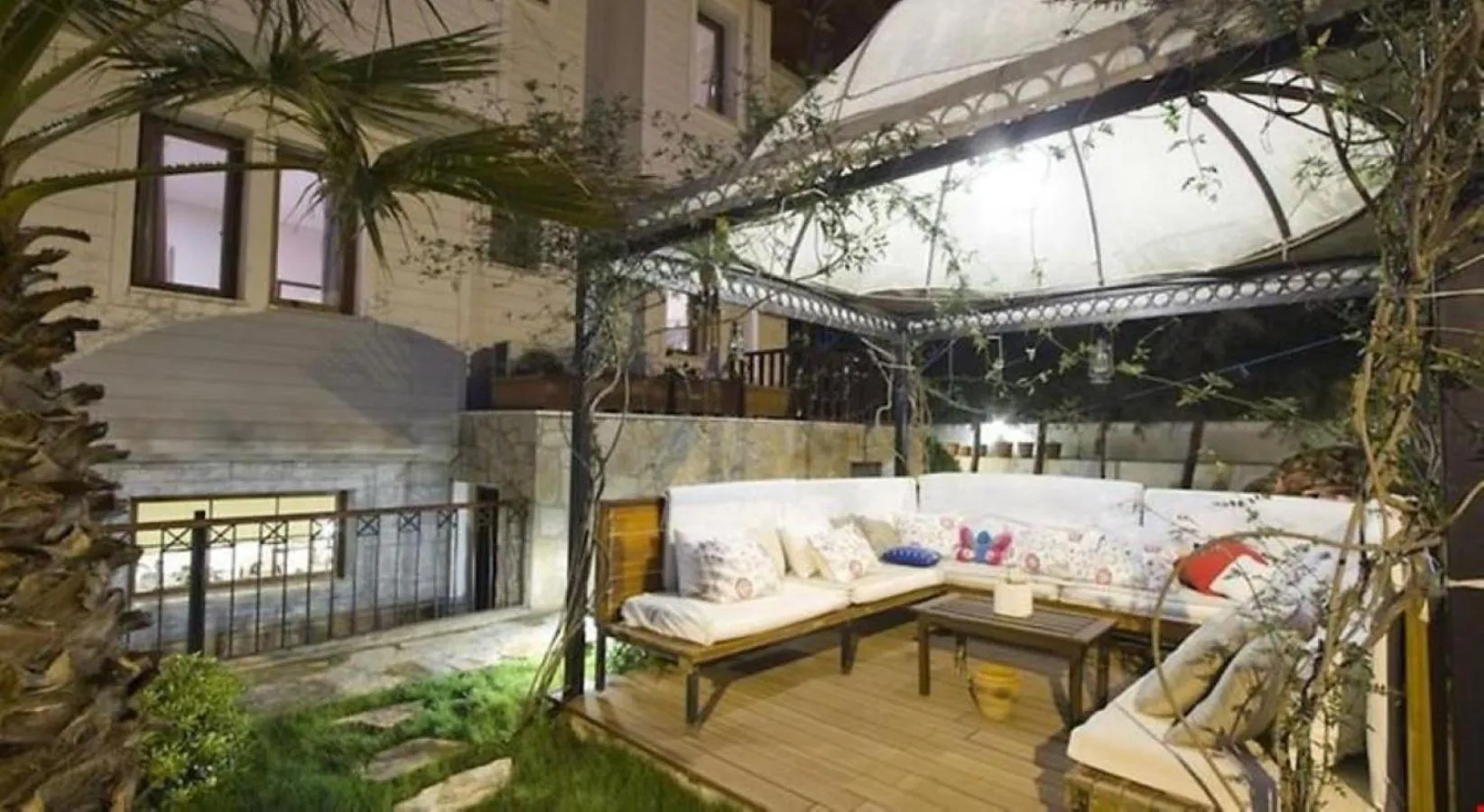 Patio in SUMMER OTEL