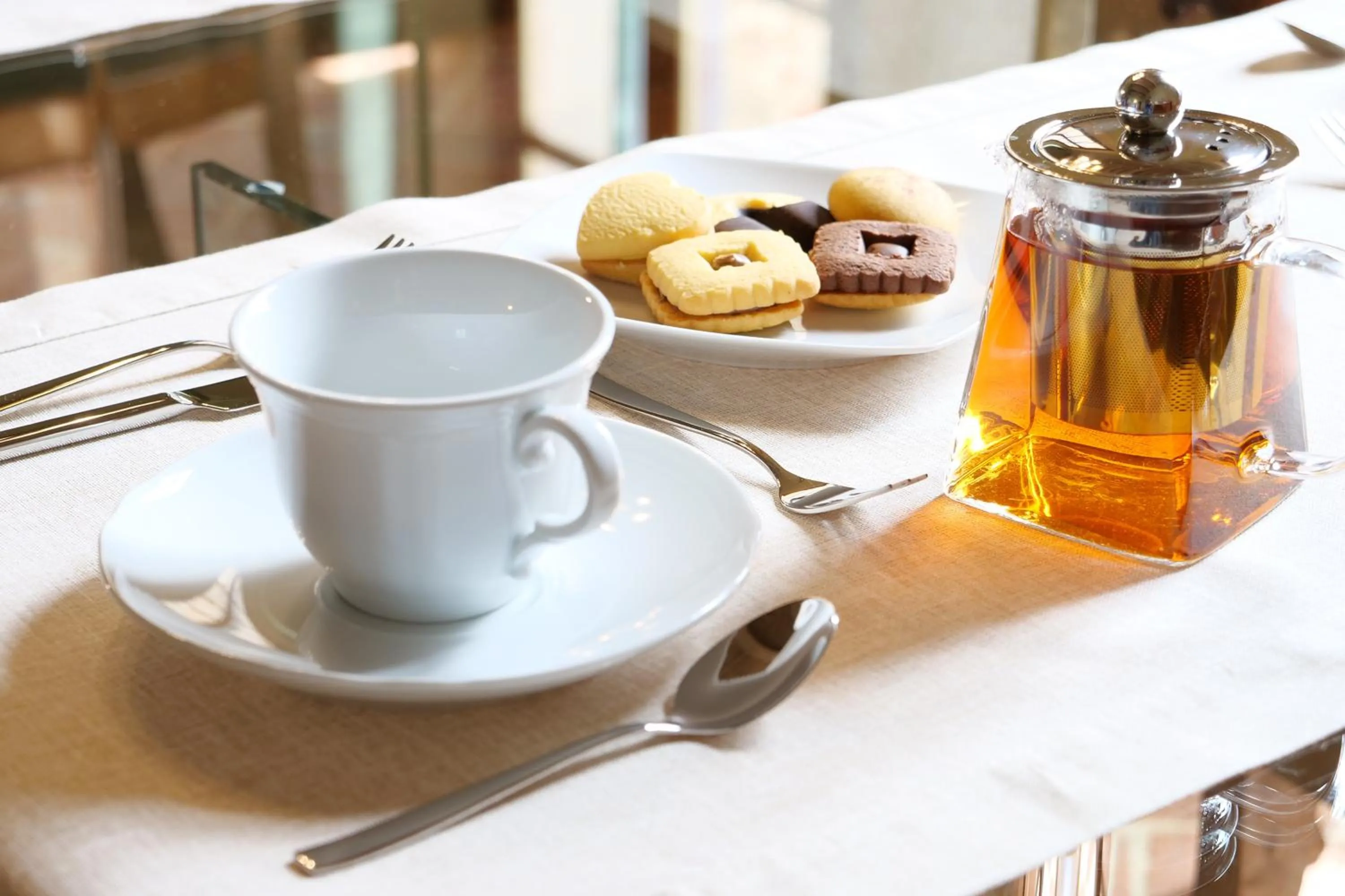 Continental breakfast in Delcorto Suites