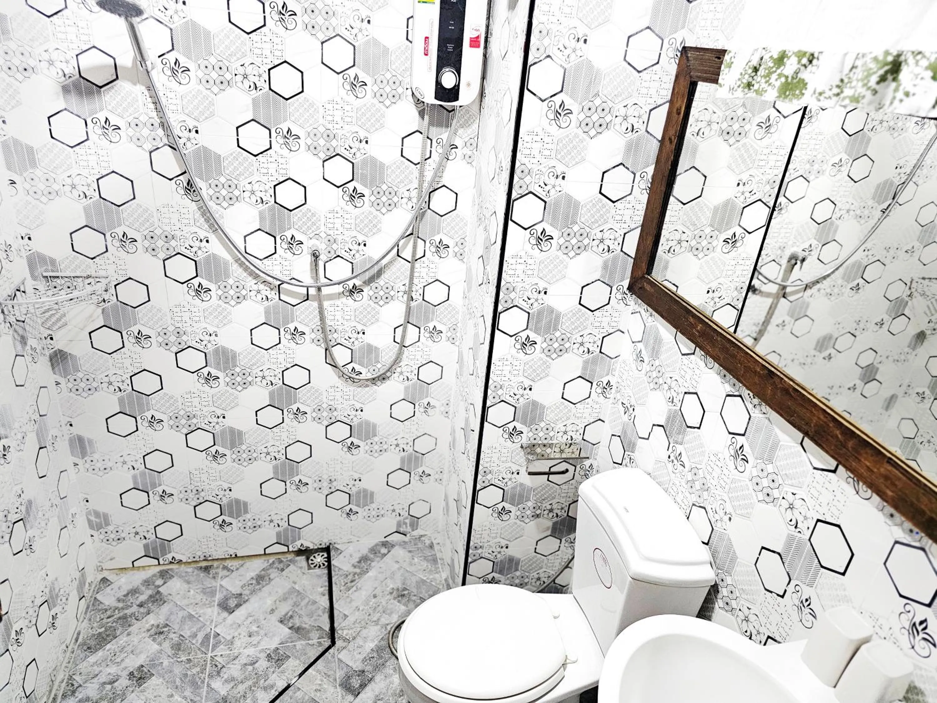 Toilet in Elegant Lanna Guesthouse