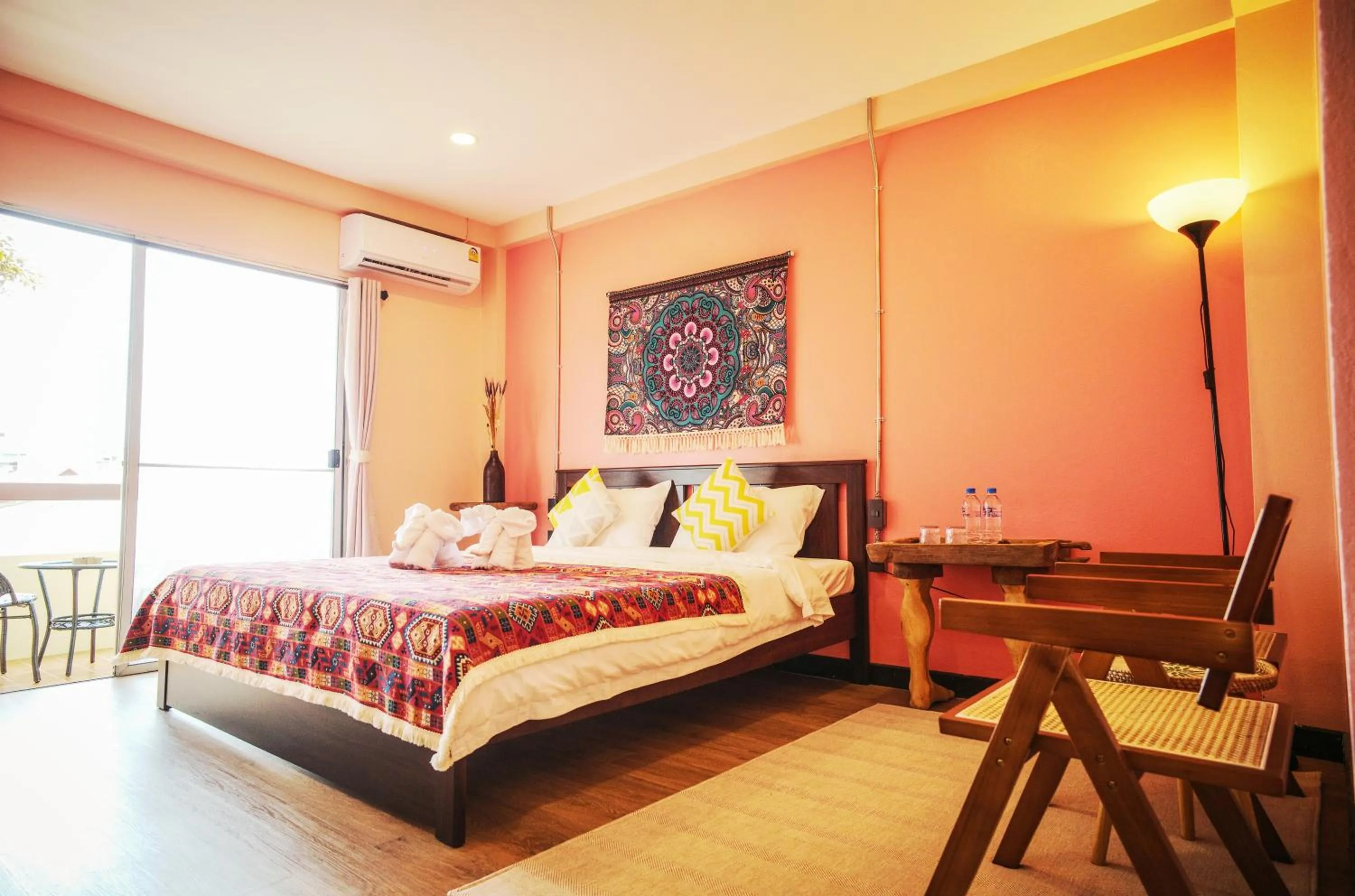 Bed in Elegant Lanna Guesthouse