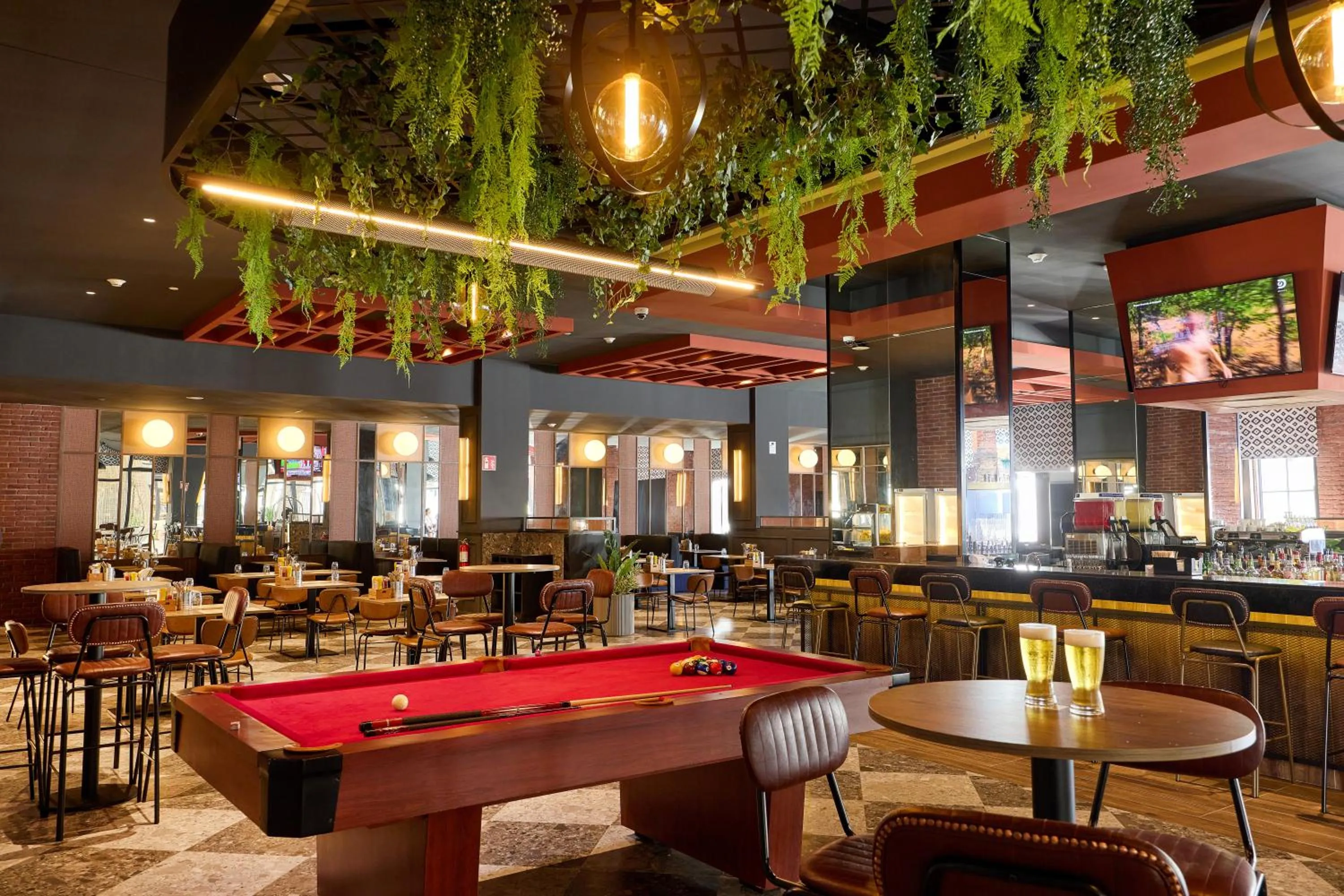 Communal lounge/ TV room in Riu Guanacaste - All Inclusive