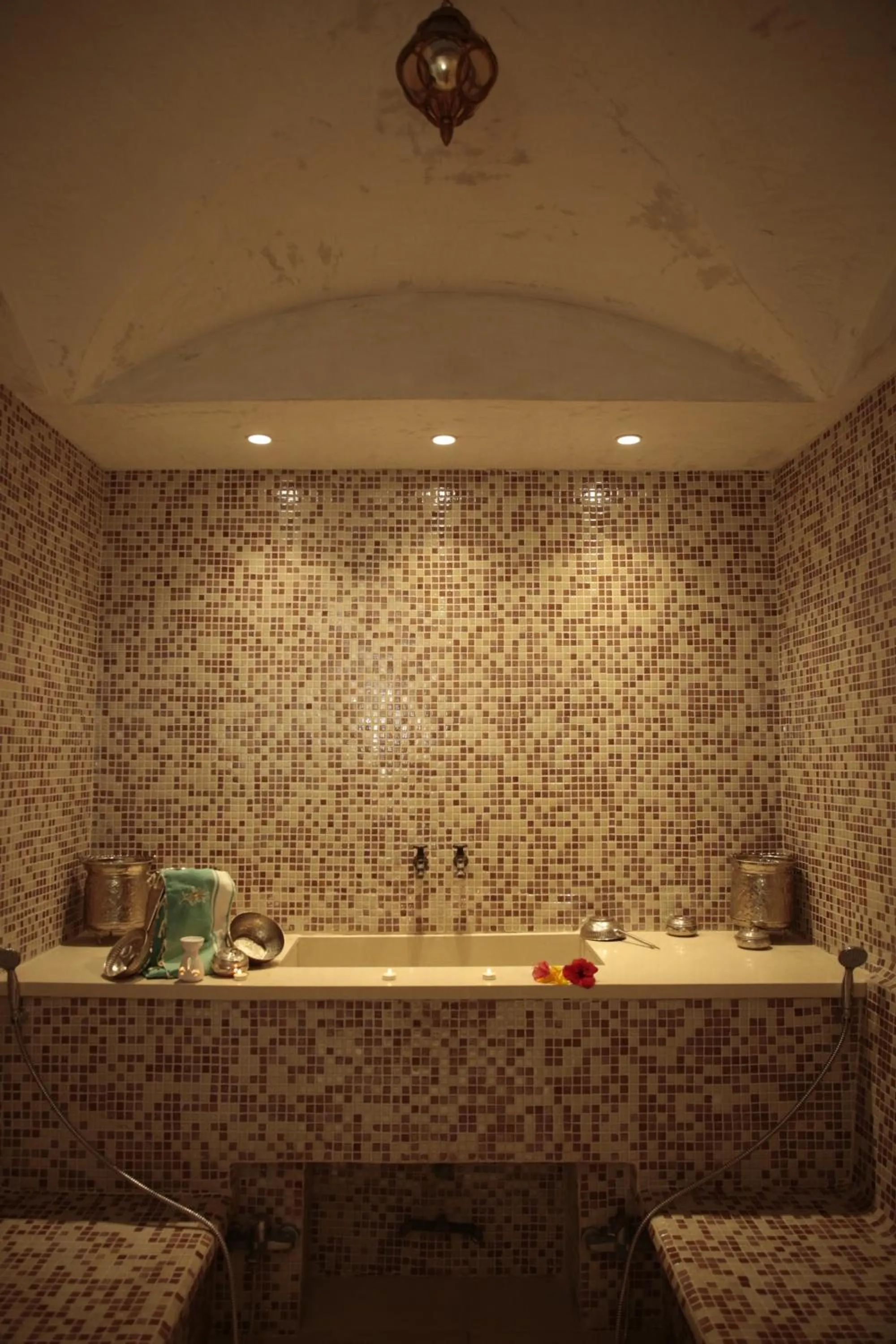 Spa and wellness centre/facilities in Amber El Fell