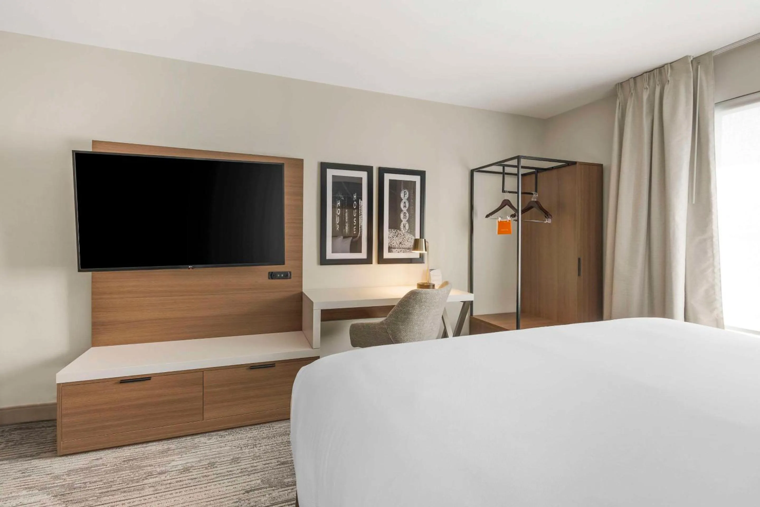 Bedroom, Bed in Comfort Inn & Suites Gallatin - Nashville Metro